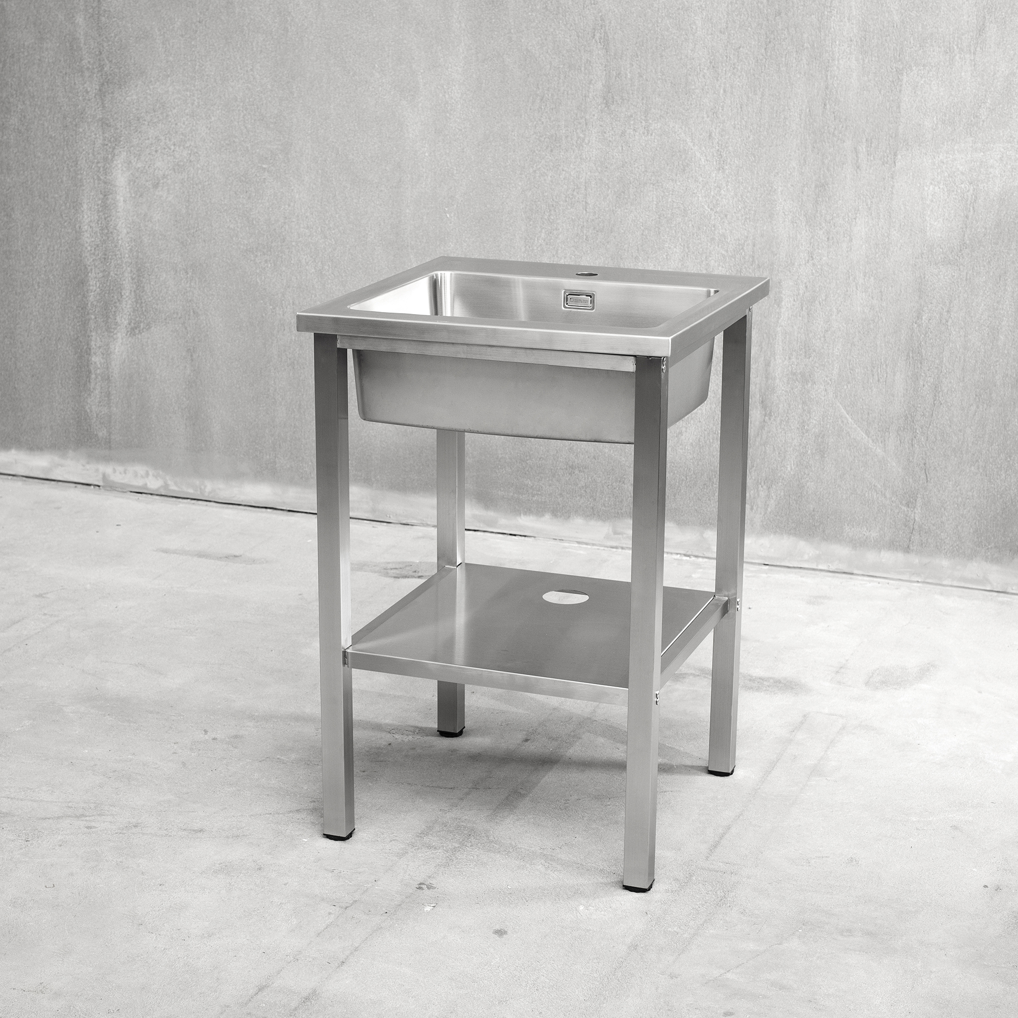 Benkestativ Vilan Stainless Variant Stativ og Underhylle med Hull
