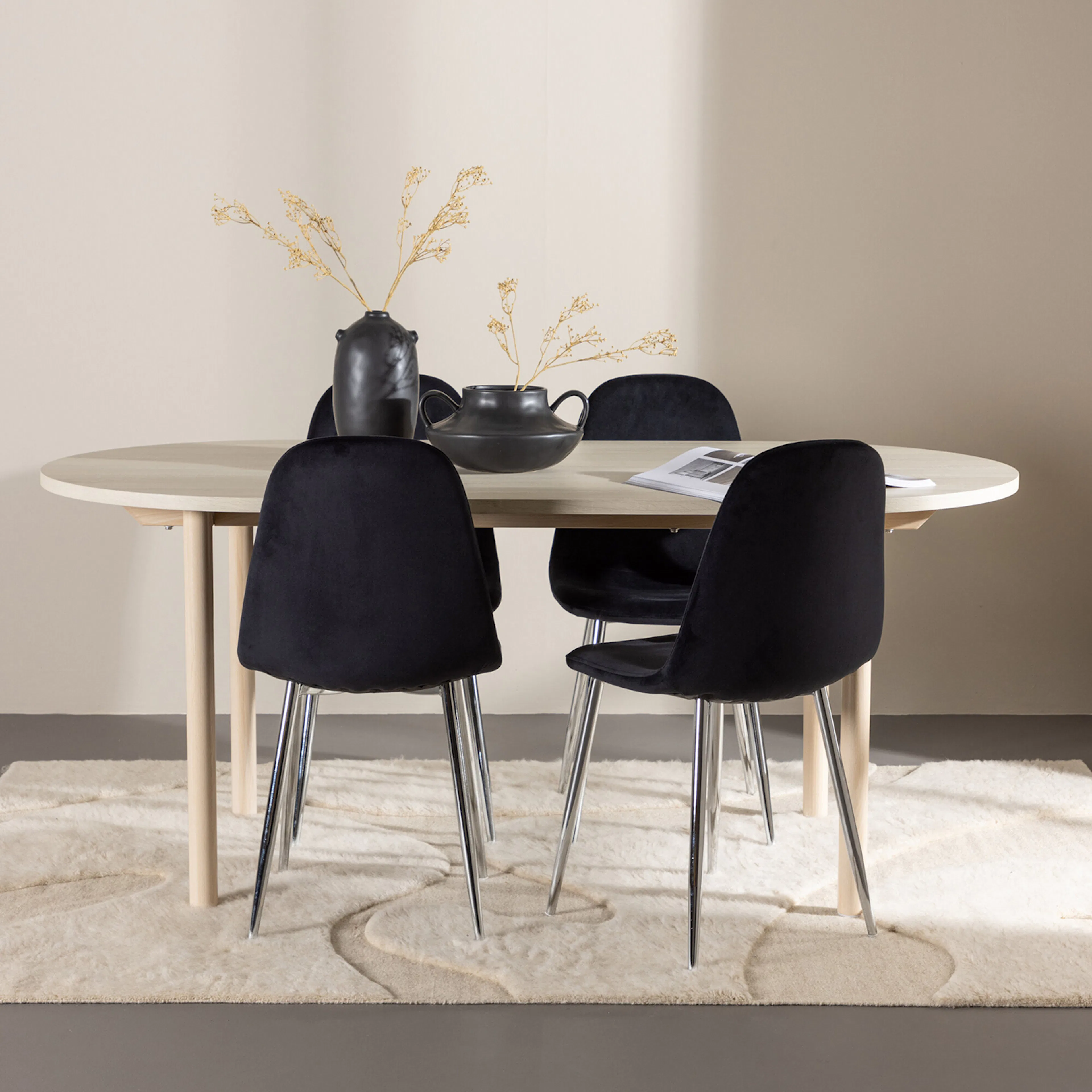 Andy Dining Table with Polar Dining Chair Farge: Hvitvaske/Sort, Bein Stål