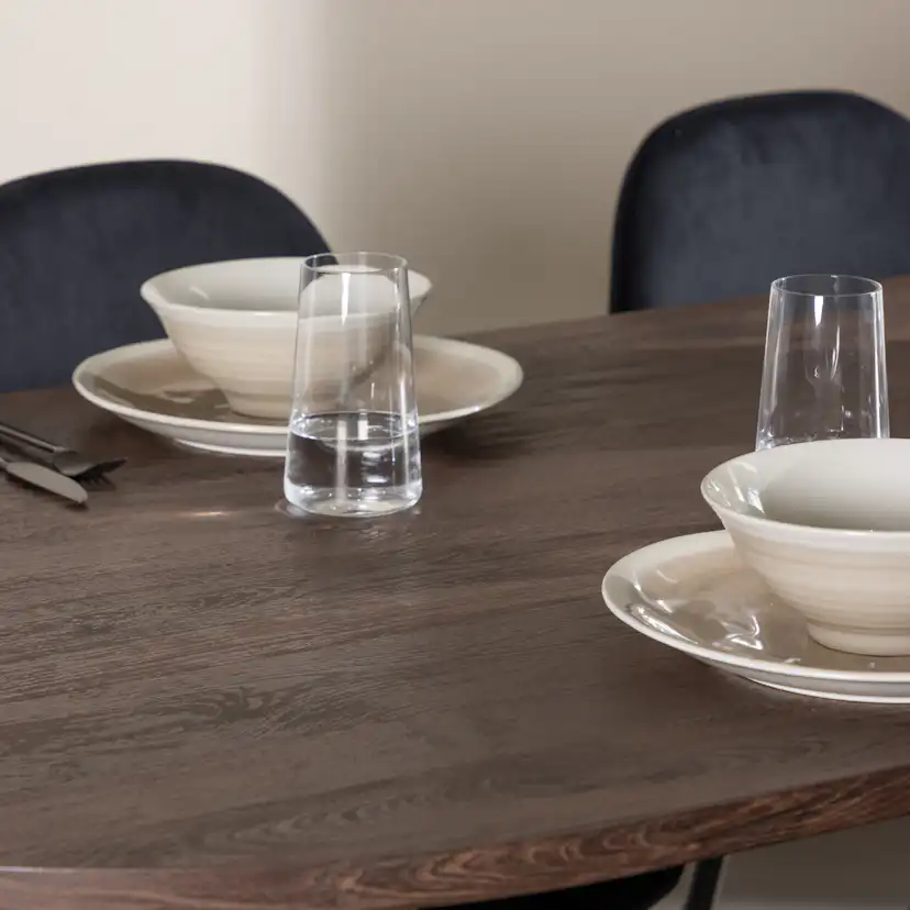 Spisegruppe Venture Home Härön 200 med 4 stk Polar Stoler Fløyel