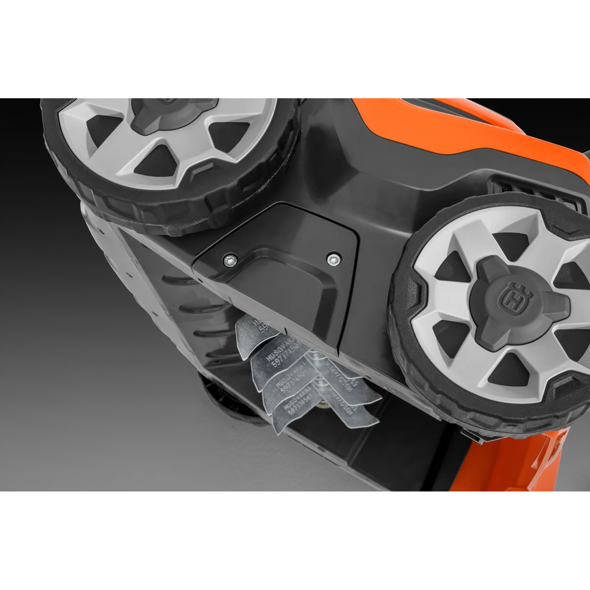 Vertikalskjærer Husqvarna S138i med Batteri