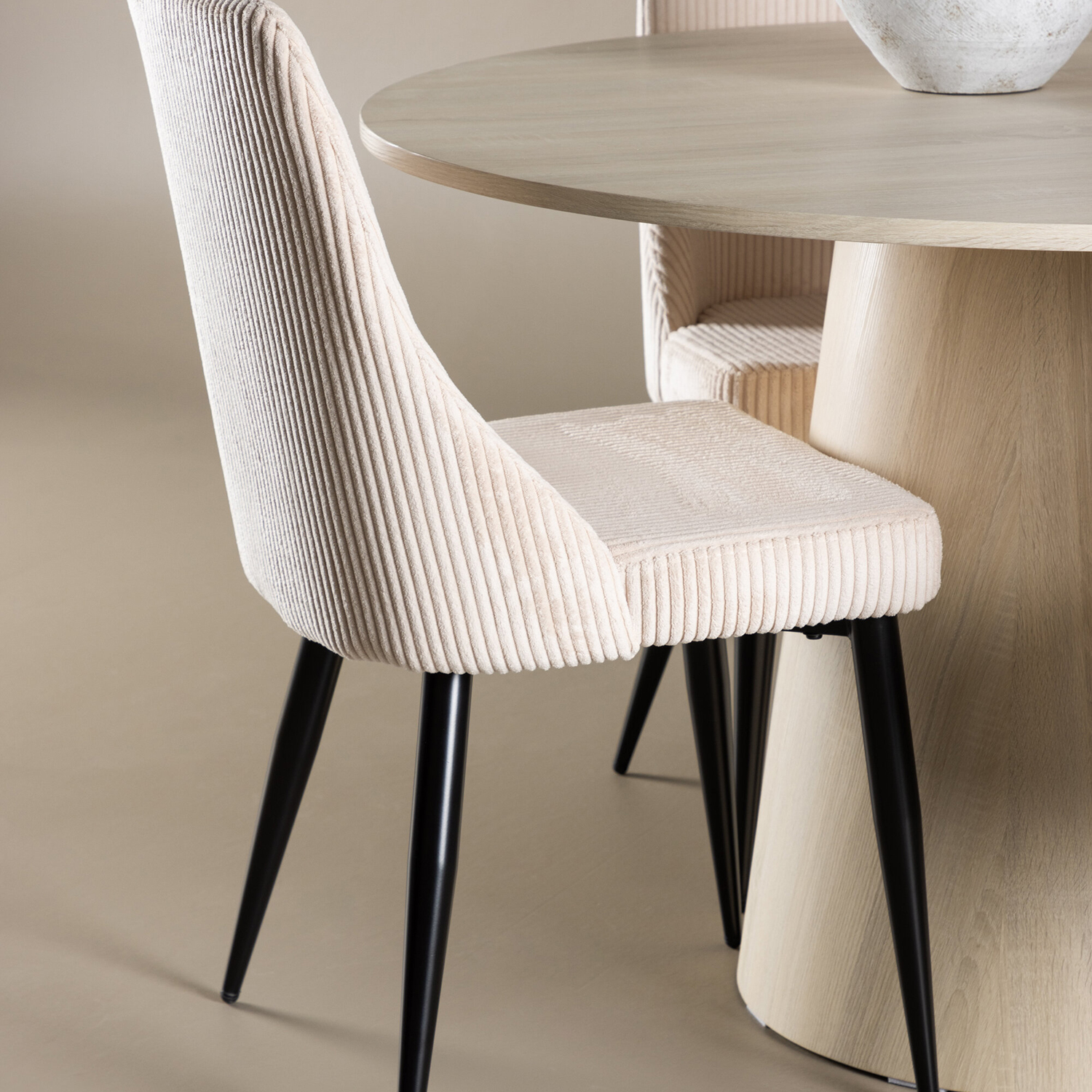 Hvitvaske/Beige