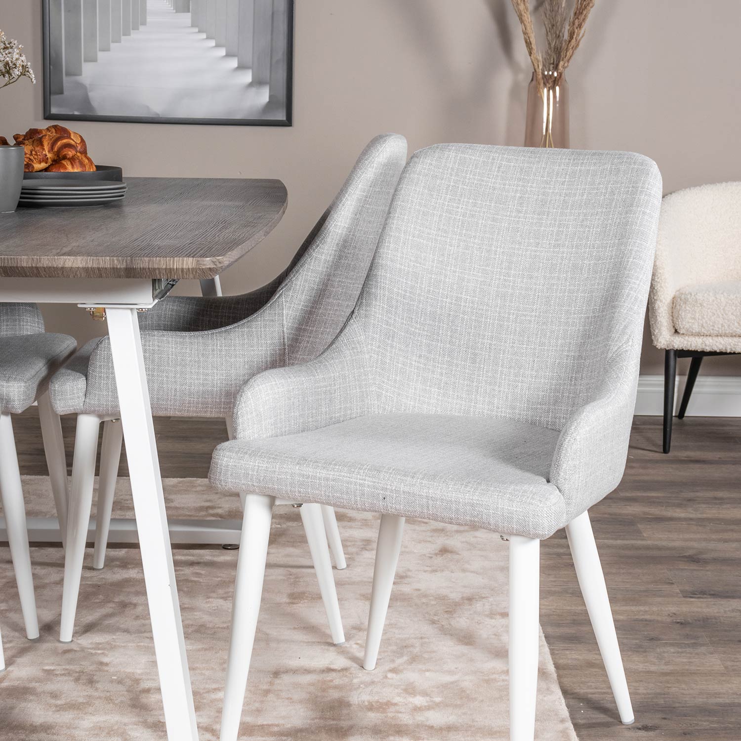 Spisegruppe Venture Home Ina med 4 Plake Stoler