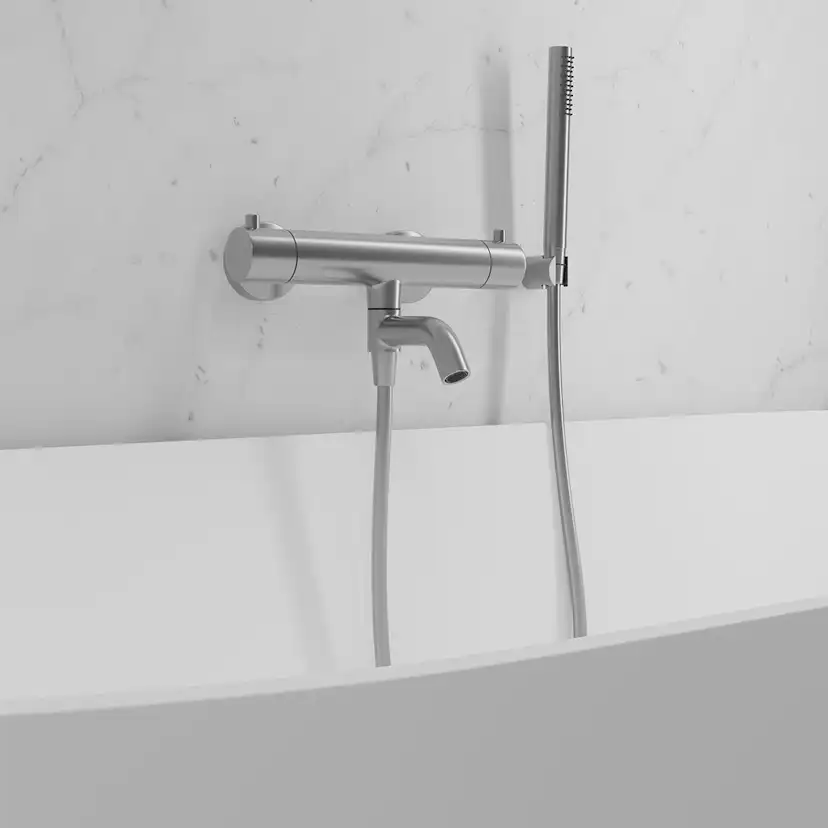 Badekarbatteri Scandtap Steel Pleasure 4 med Hånddusj