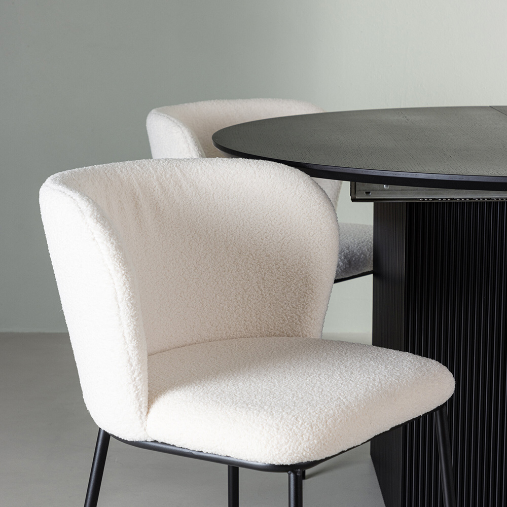 Spisegruppe Venture Home Matilda med 4 Edina Stoler