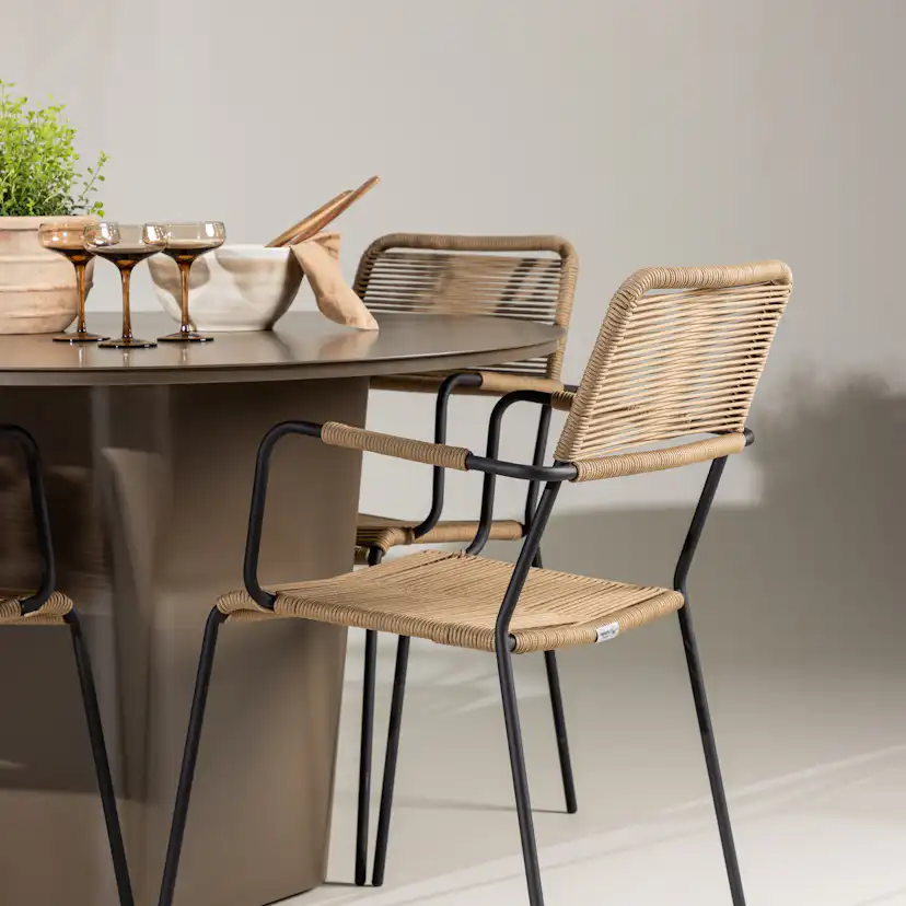 Hagegruppe Venture Home Santa Fe med 4 Lindos Lenestoler
