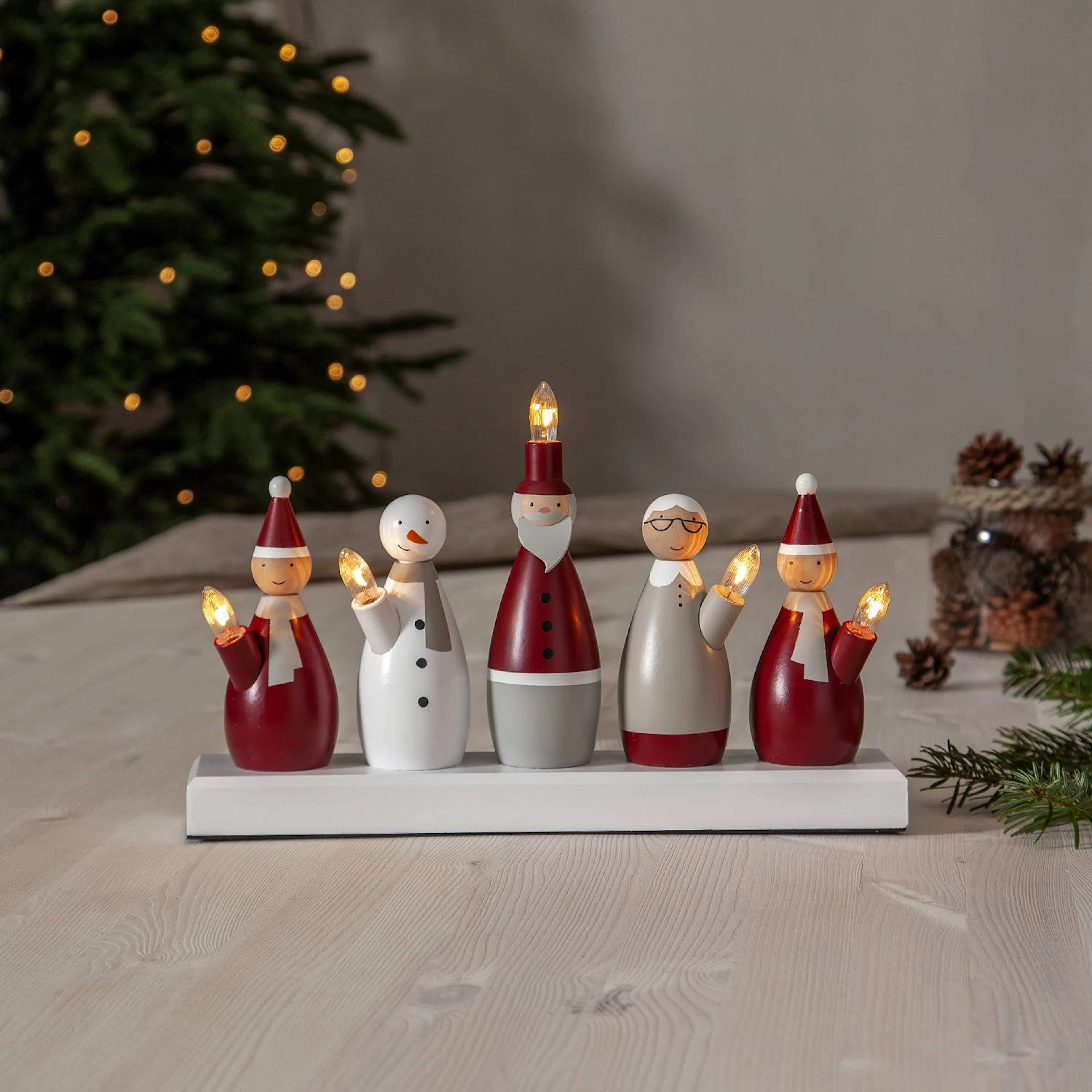 Adventstake Star Trading Nissefamilie 5 Lys