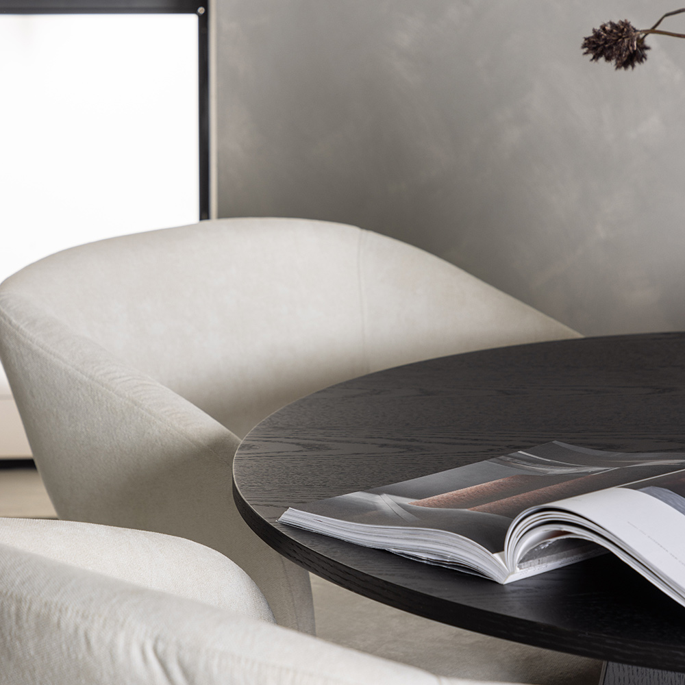 Spisegruppe Venture Home Bootcut Ø110 cm med 4 stk Day Stoler