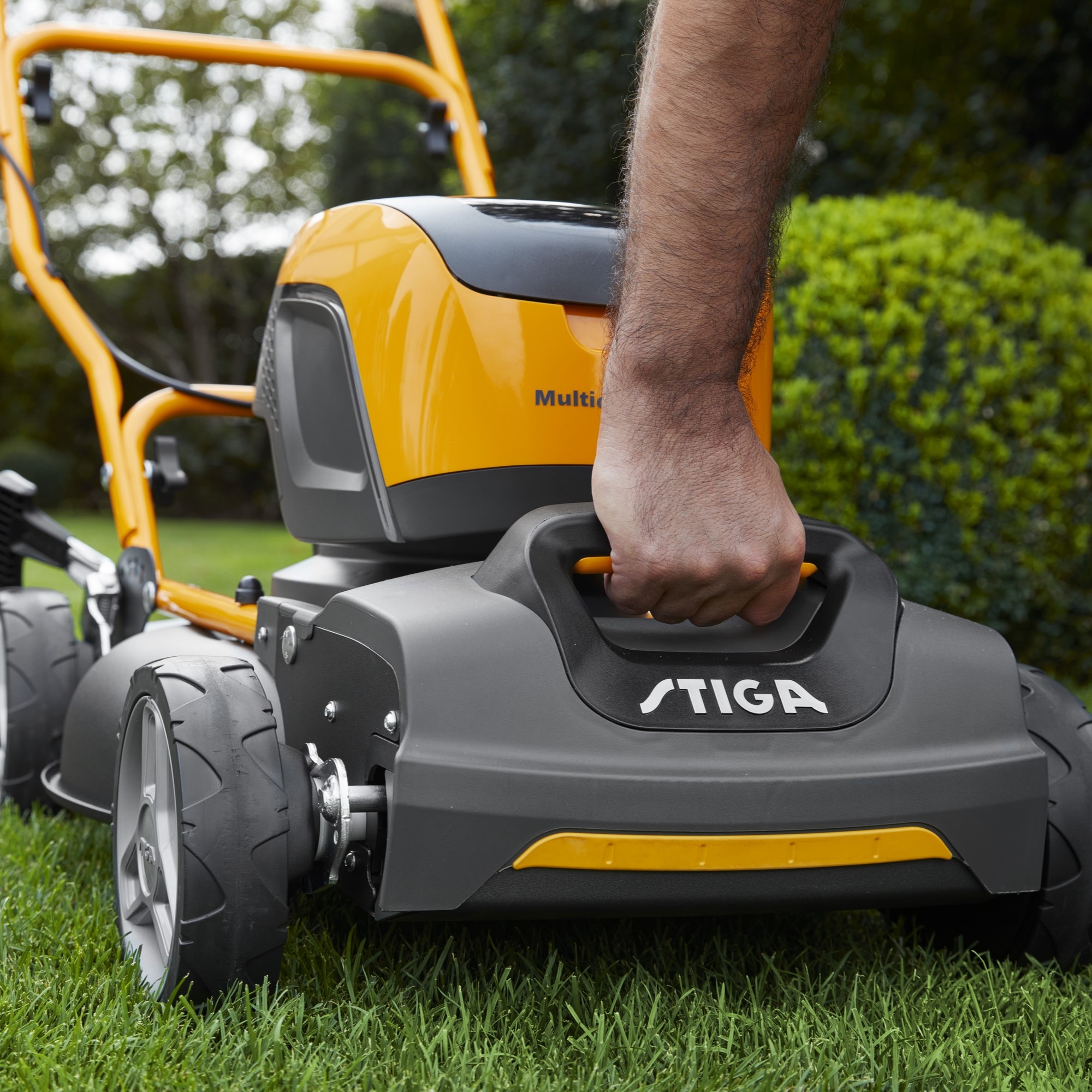 Gressklipper STIGA Multiclip 547 AE