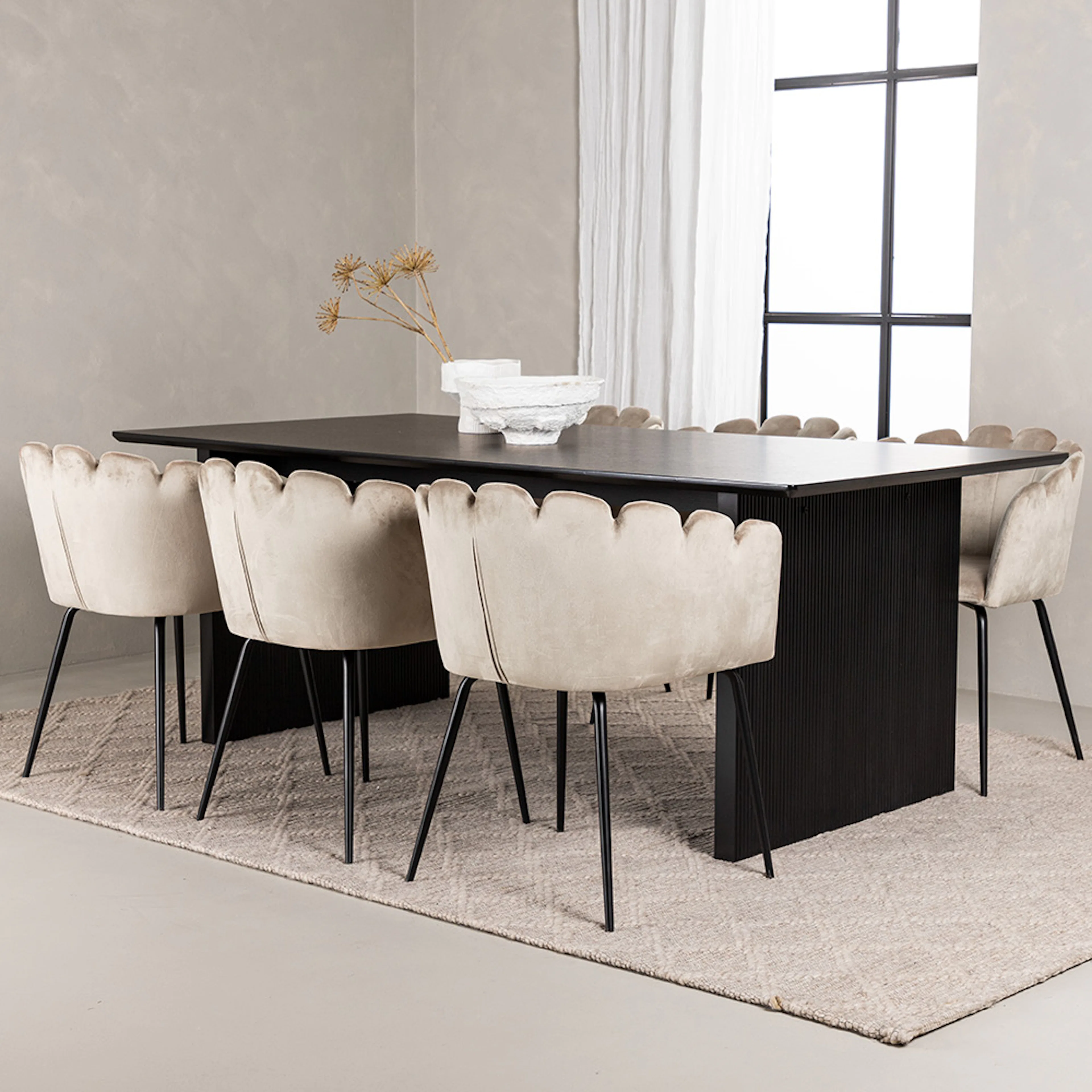 Spisegruppe Venture Home Vail med 6 Limhamn Stoler
