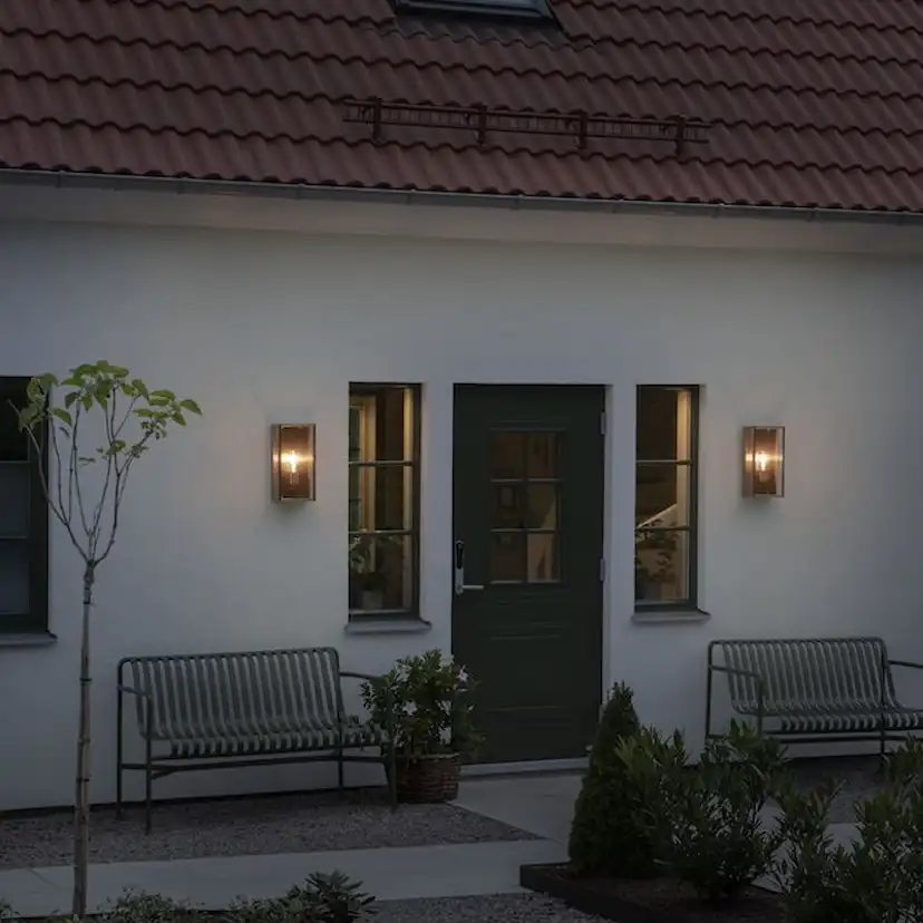 Vegglampe Gnosjö Konstsmide Carpi Stor