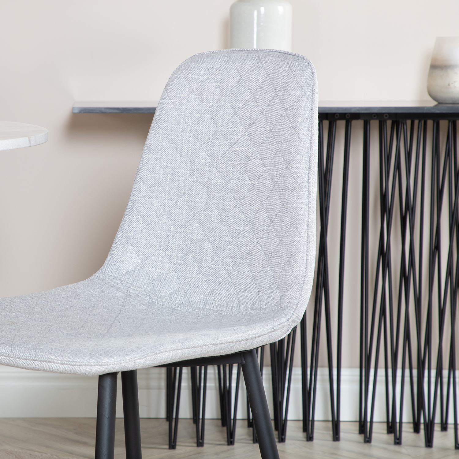 Spisegruppe Venture Home Estelle med 4 Phoi Stoler Polyester