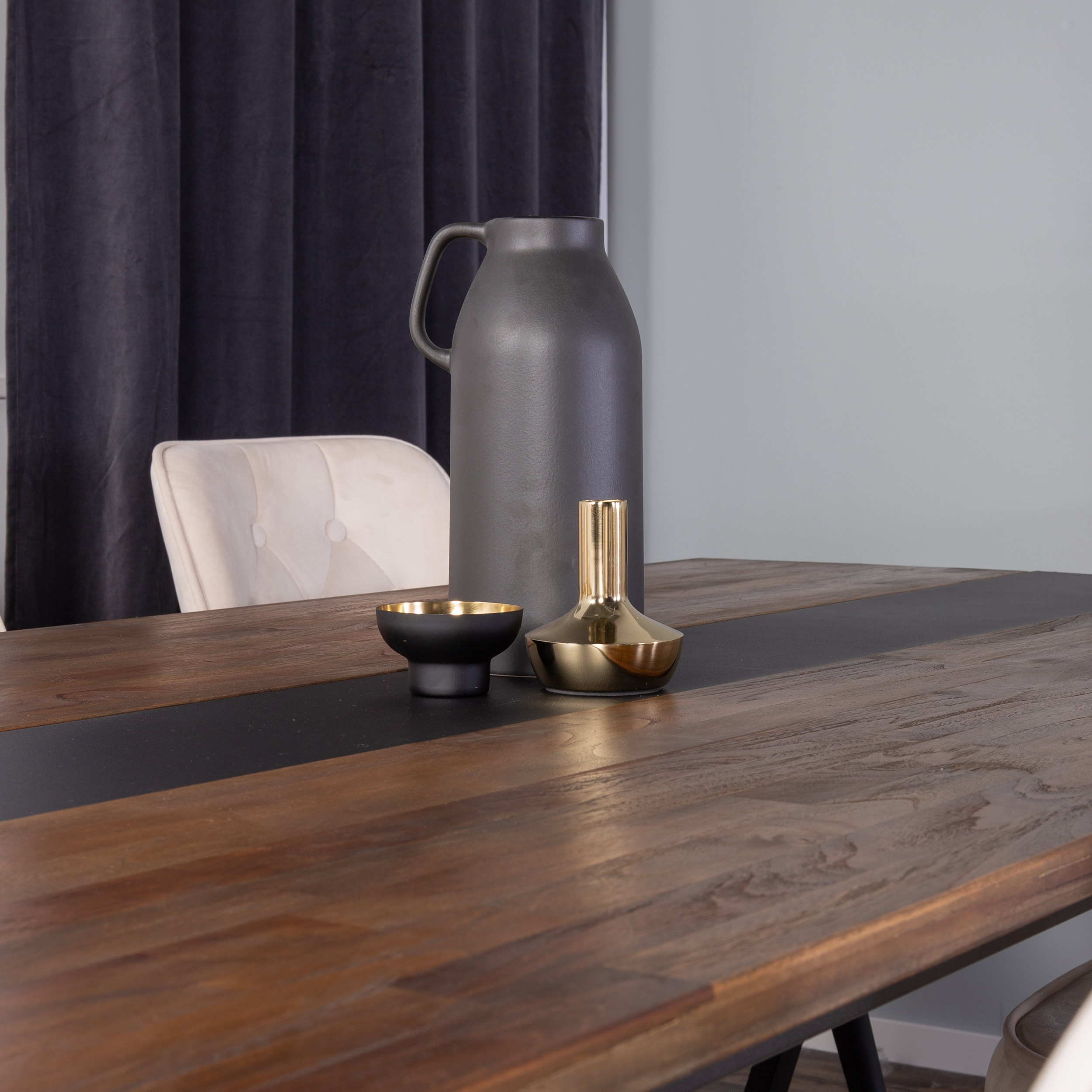 Spisegruppe Venture Home Jane med 6 Vera Stoler Fløyel
