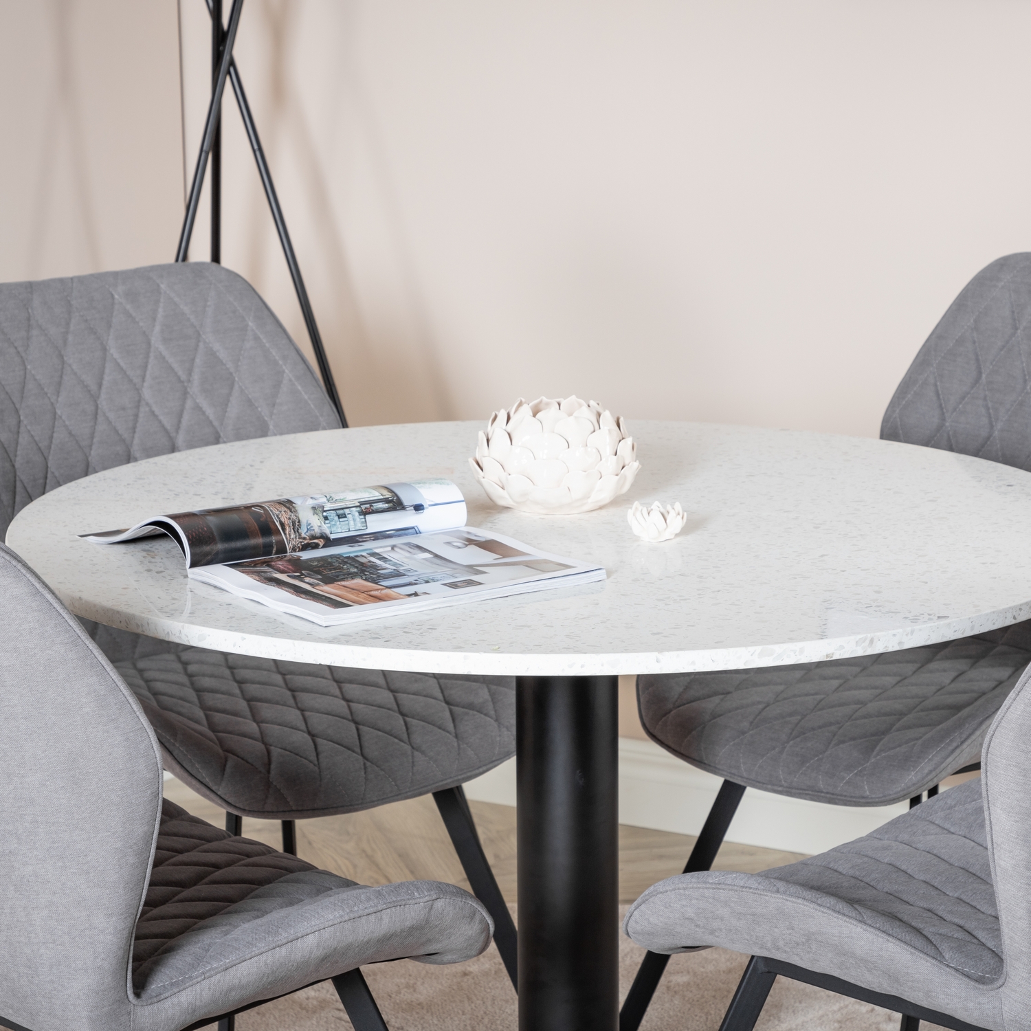 Spisegruppe Venture Home Roxanna med 4 Geneva Stoler Rundt