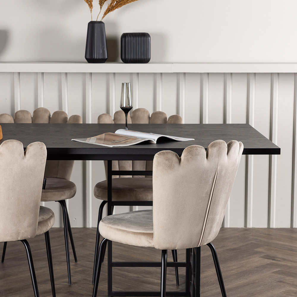 Spisegruppe Venture Home Ystad med 6 stk Limhamn Light Stoler
