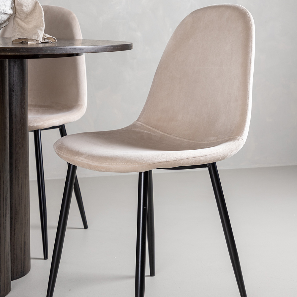 Spisegruppe Venture Home Olivia med 4 Polar Stoler