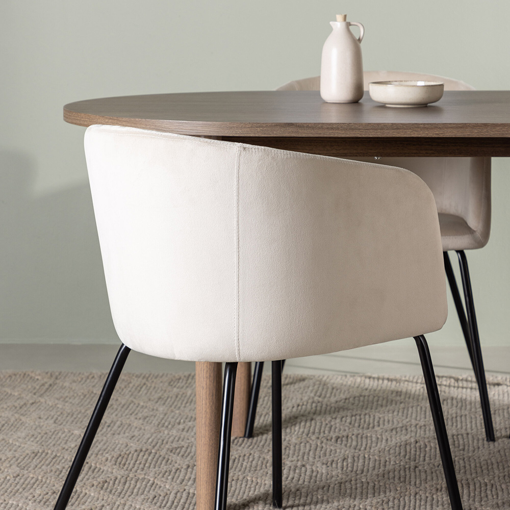 Spisegruppe Venture Home Andy med 4 Berit Stoler
