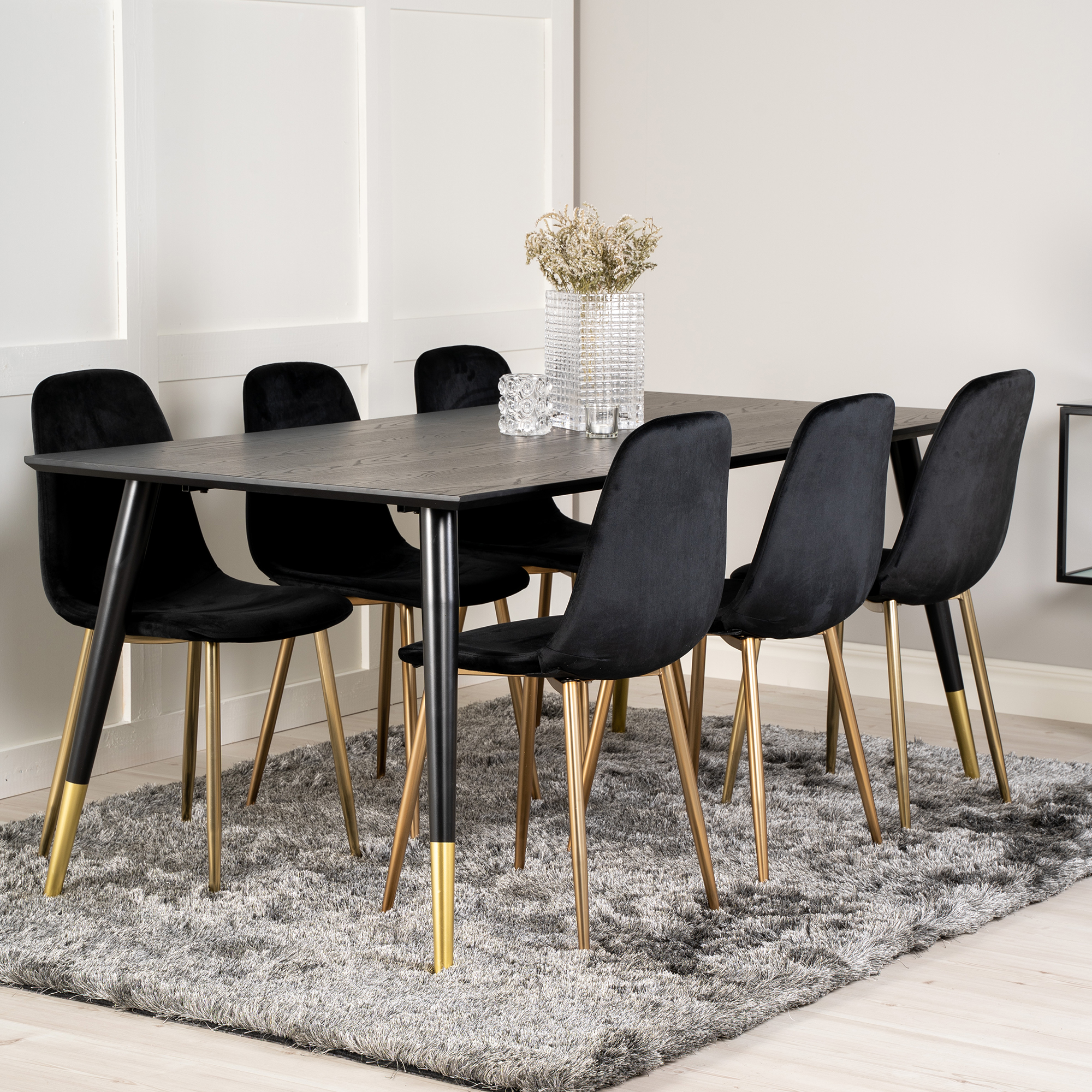 Spisegruppe Venture Home Disa med 6 Pobbie Stoler Fløyel