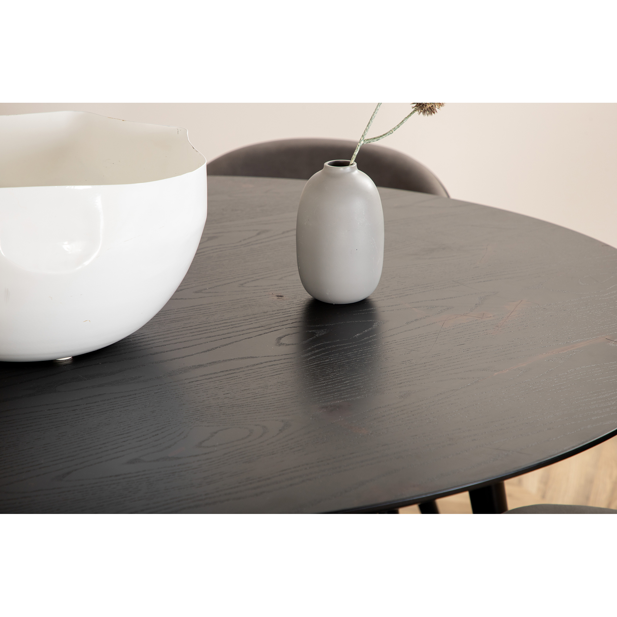 Spisegruppe Venture Home Dipp Ø115 cm med 4 Velvet  Stitches Stoler