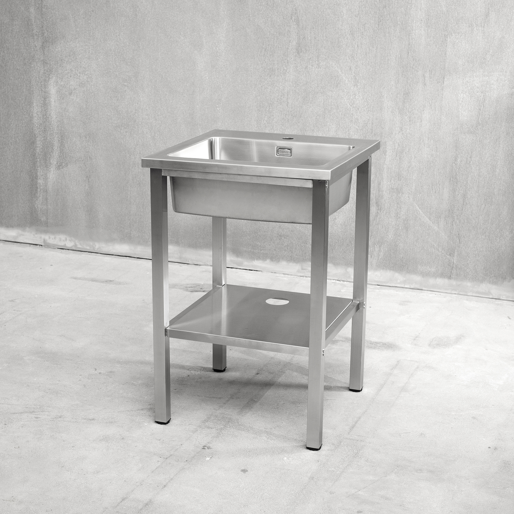 Benkestativ Vilan Stainless Variant Stativ og Underhylle med Hull