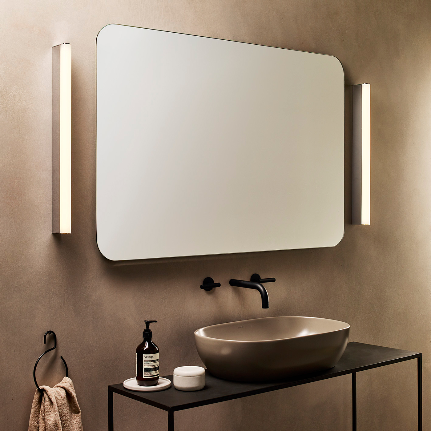 Vegglampe Astro Artemis 600 LED