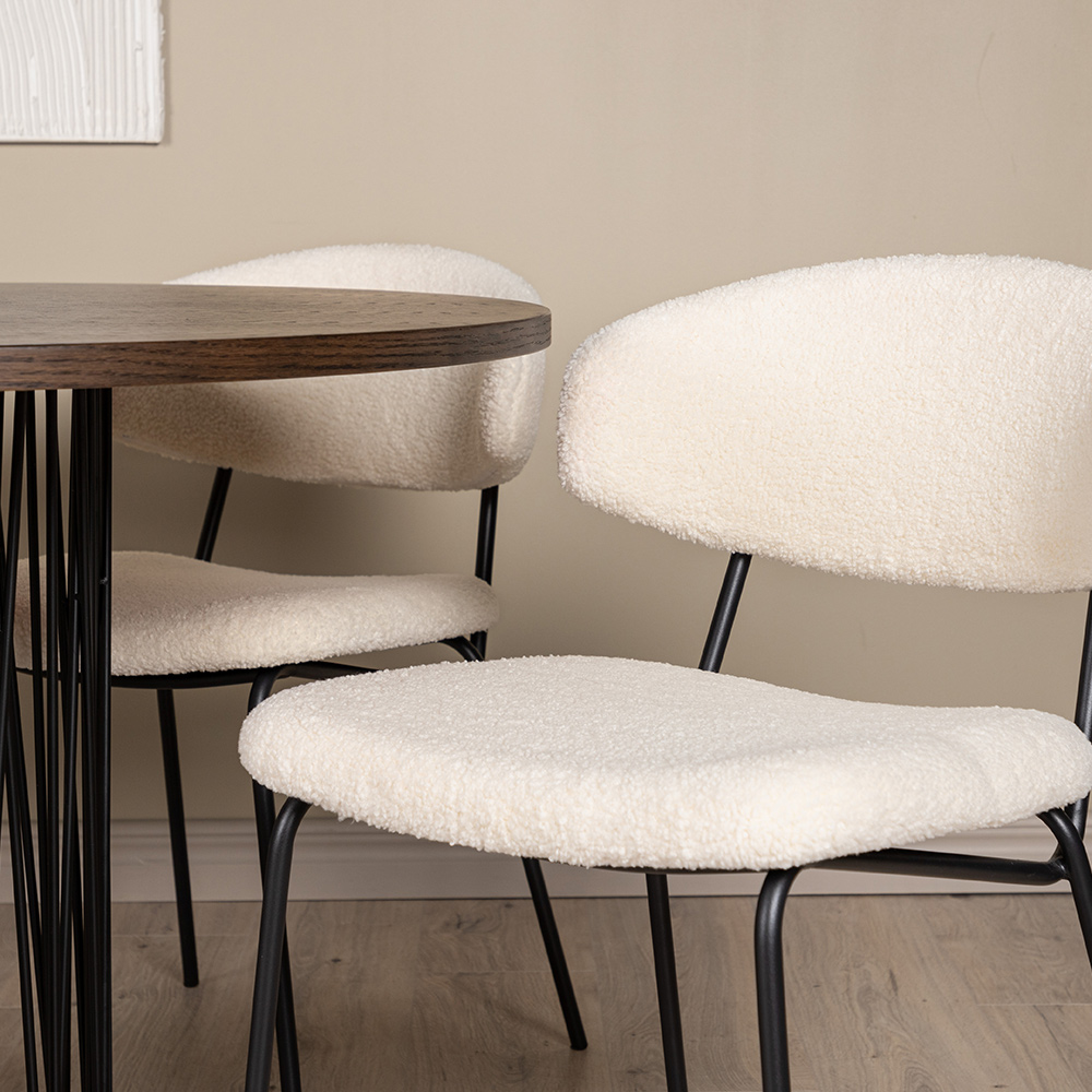 Spisegruppe furniture/fashion Stone med 4 Chico Stoler Rundt