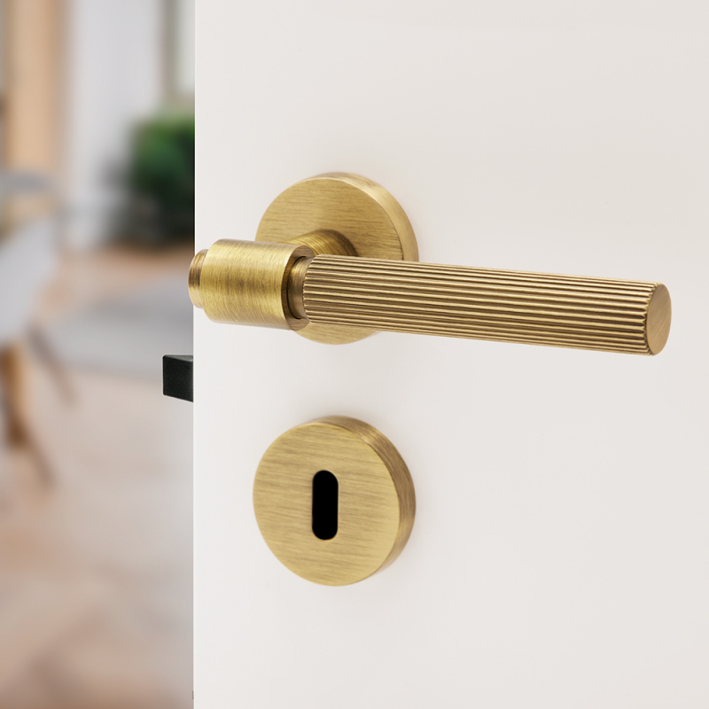 Dørhåndtak Beslag Design Helix 200 Stripe