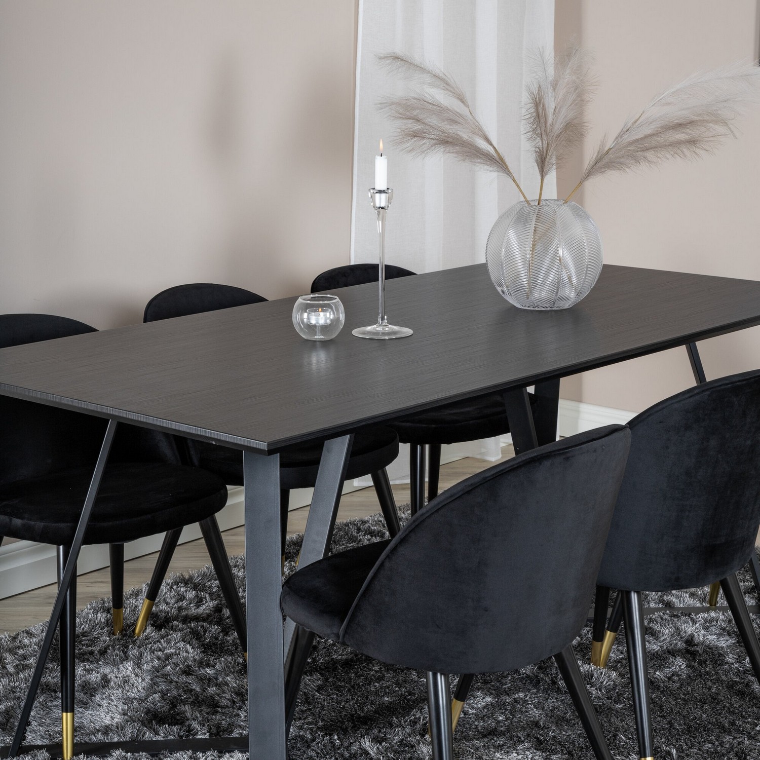 Spisegruppe Venture Home Madde med 6 Valentina Stoler Fløyel