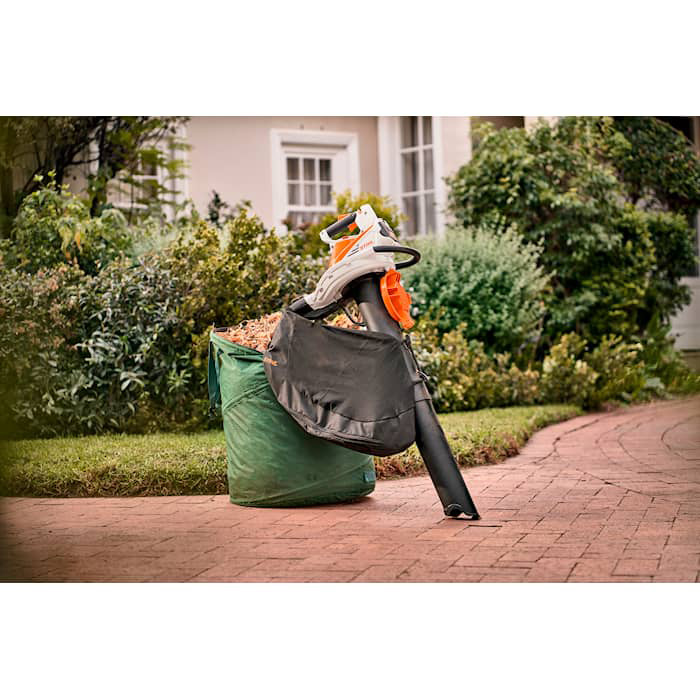 Løvblåser STIHL SHA 56 med Batteri og Lader