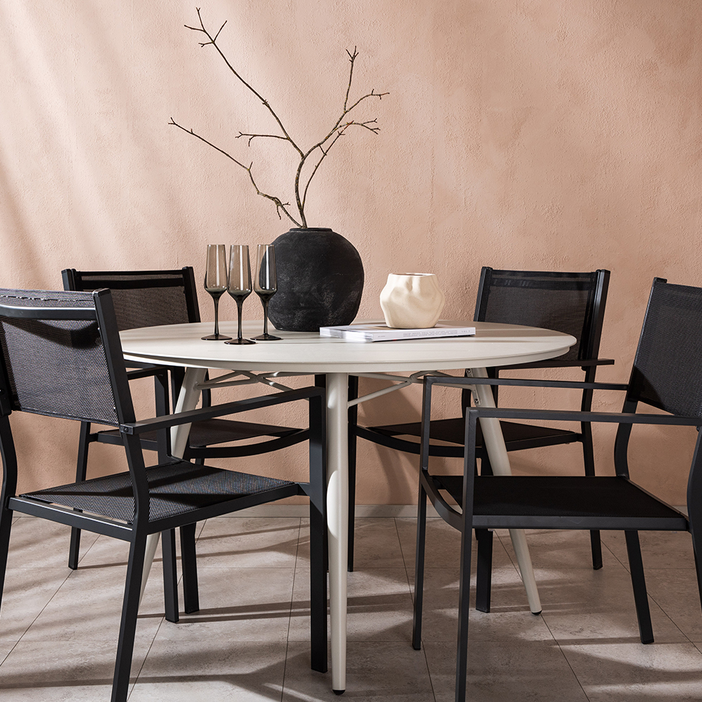 Spisegruppe Venture Home Lina Ø120 cm med 4 Copacabana Stoler