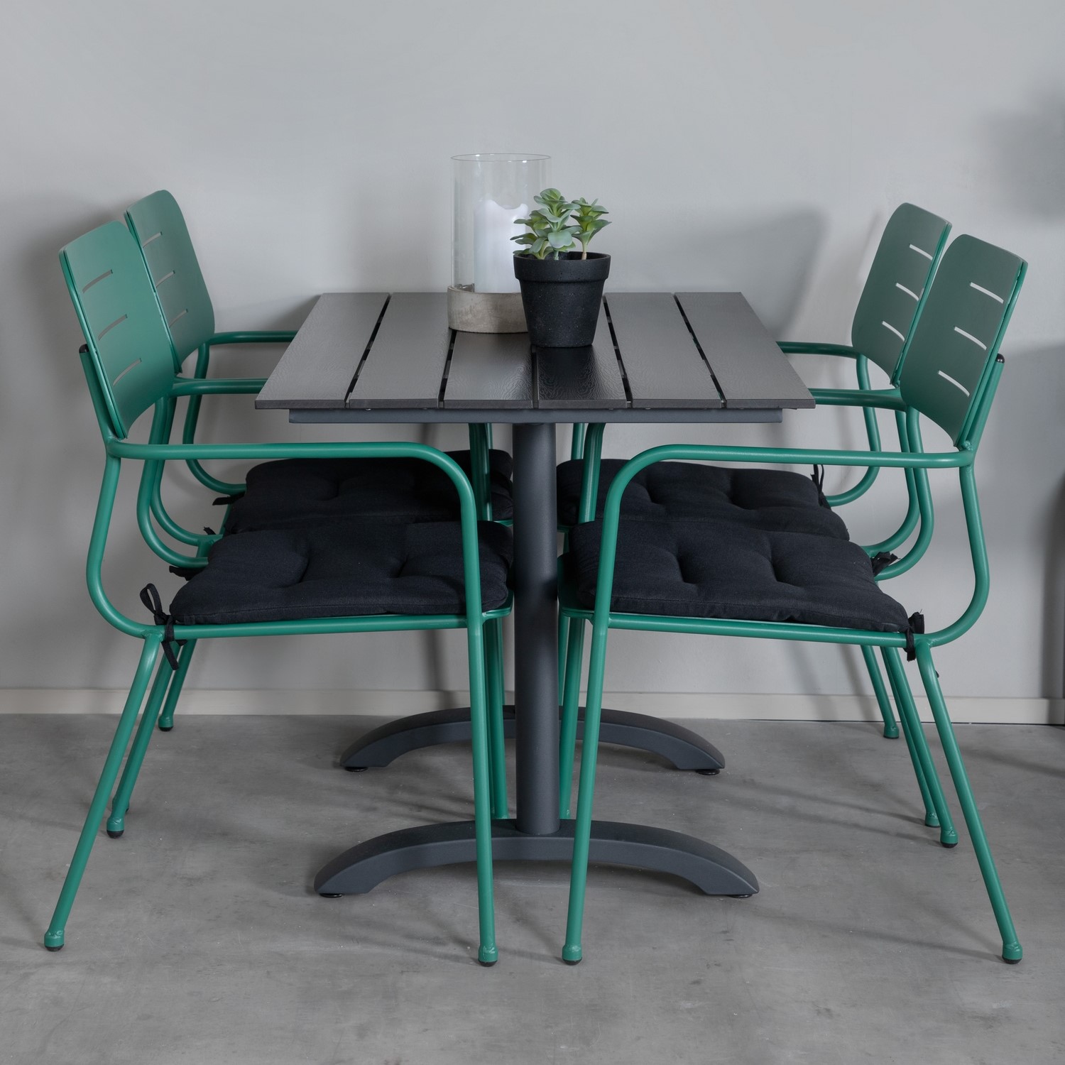 Spisegruppe Venture Home Denver med 4 Nicke Stoler