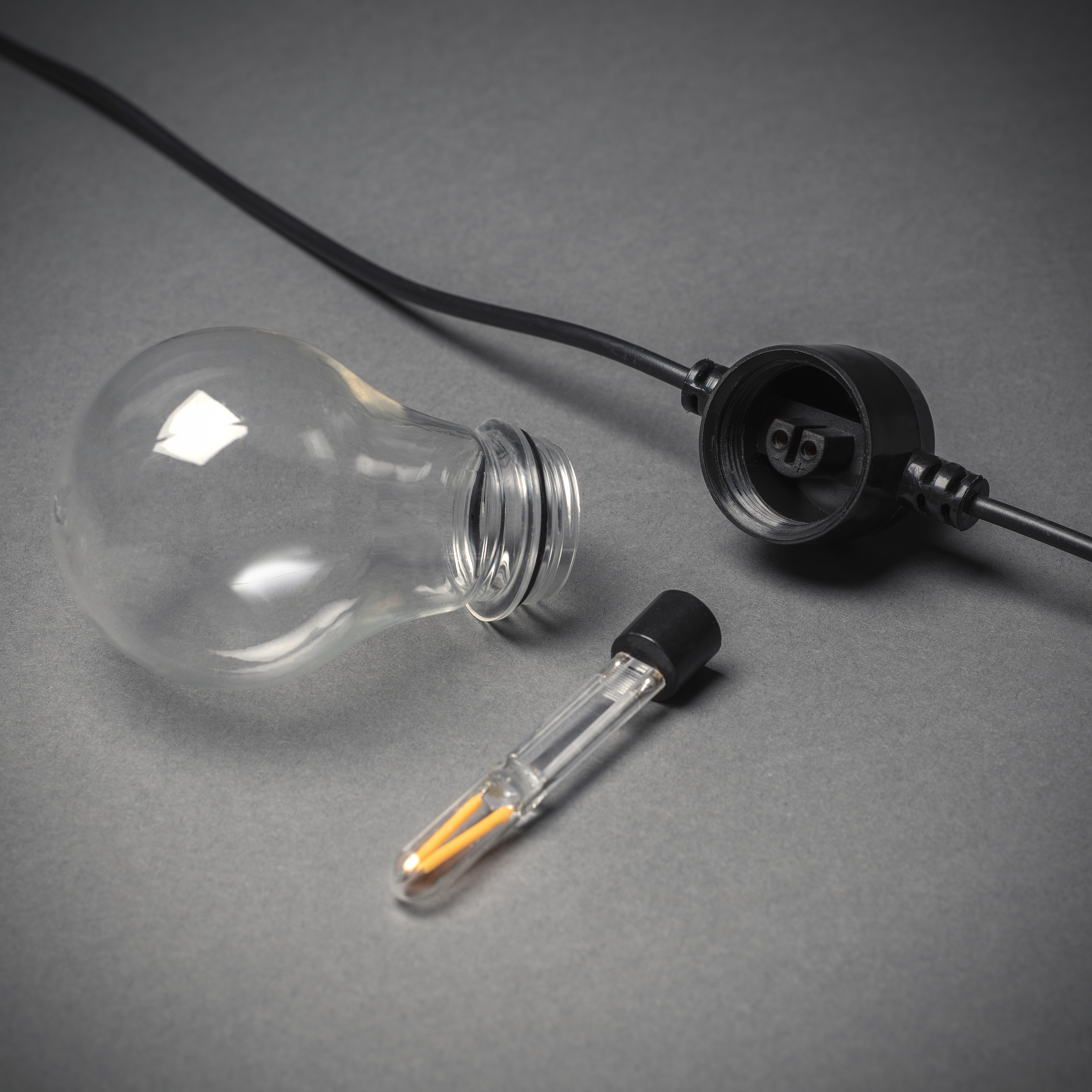 Lyslenke Gnosjö Konstsmide Amber V-form Utbyttbar LED 4,5 m