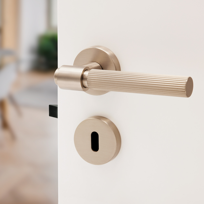 Dørhåndtak Beslag Design Helix 200 Stripe