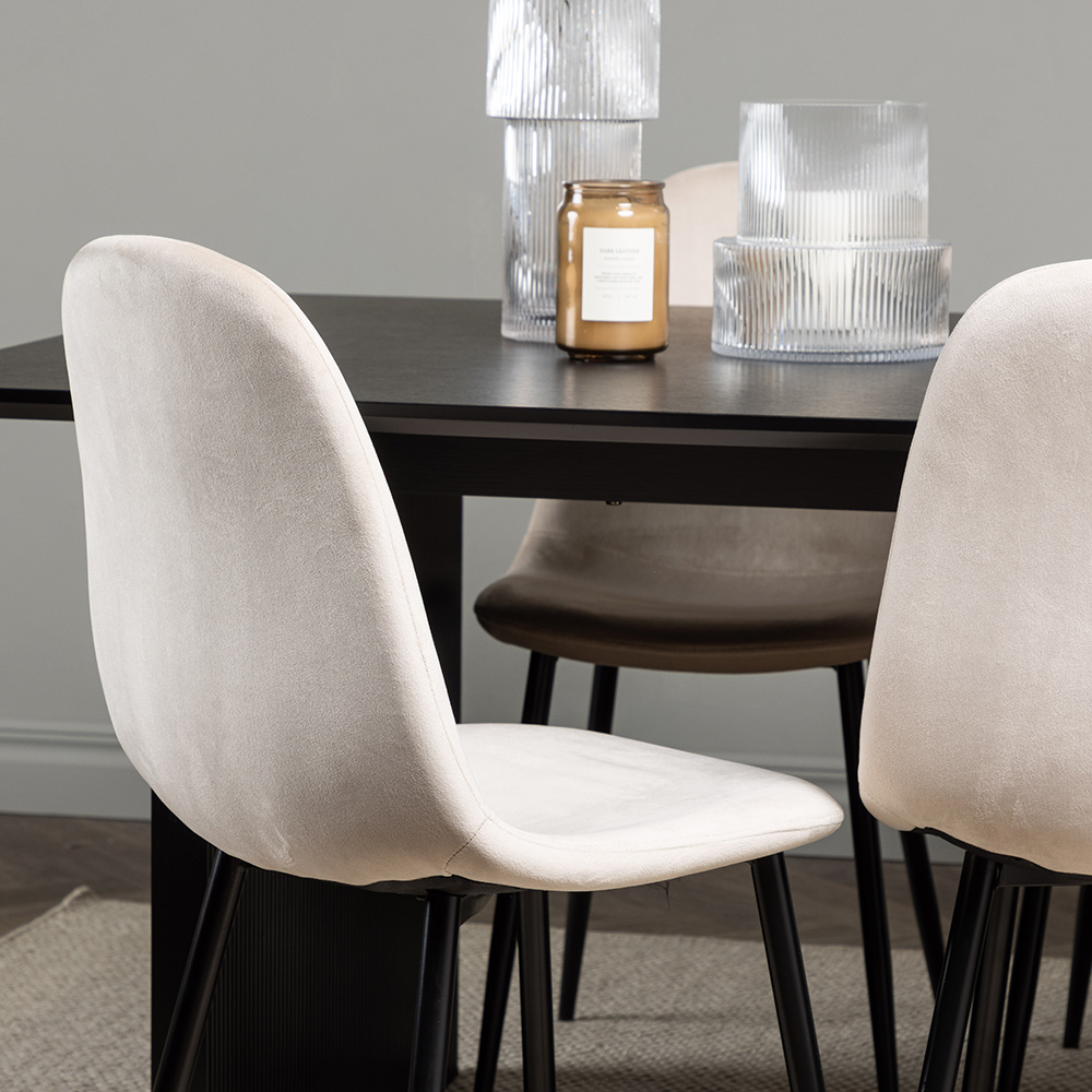 Spisegruppe Venture Home Vail med 6 Polar Stoler Fløyel
