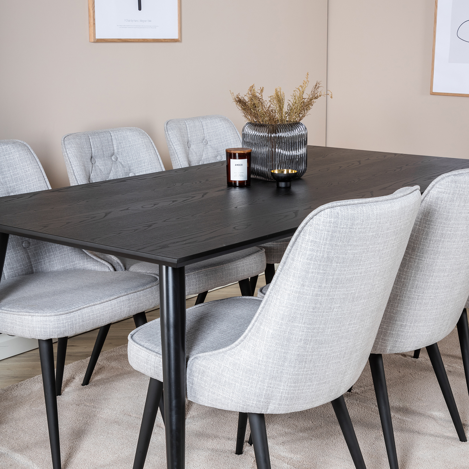 DippTable-Black/Black Brass+Velvet Chair-Light Grey_6 Sort/Messing/Lysegrå