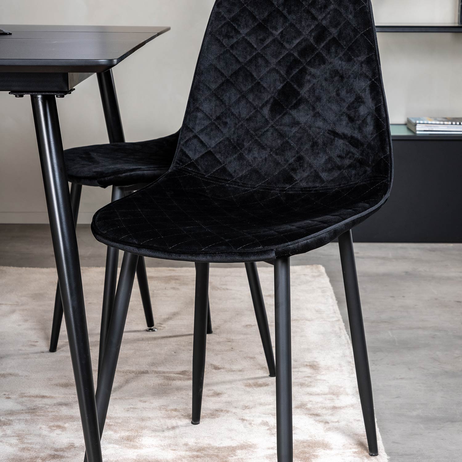 Spisegruppe Venture Home Silvia med Innleggsplate og 4 Phoi Stoler