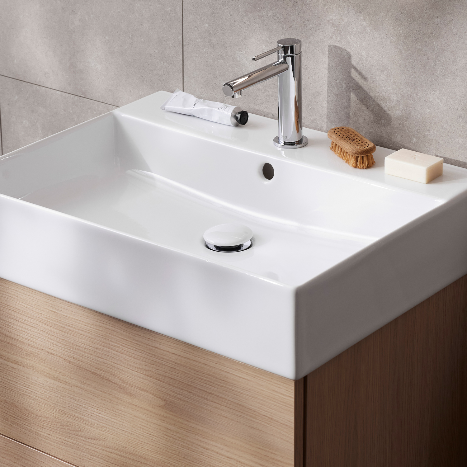 Enkelhandfat Miller Badrum Bloc Porslin