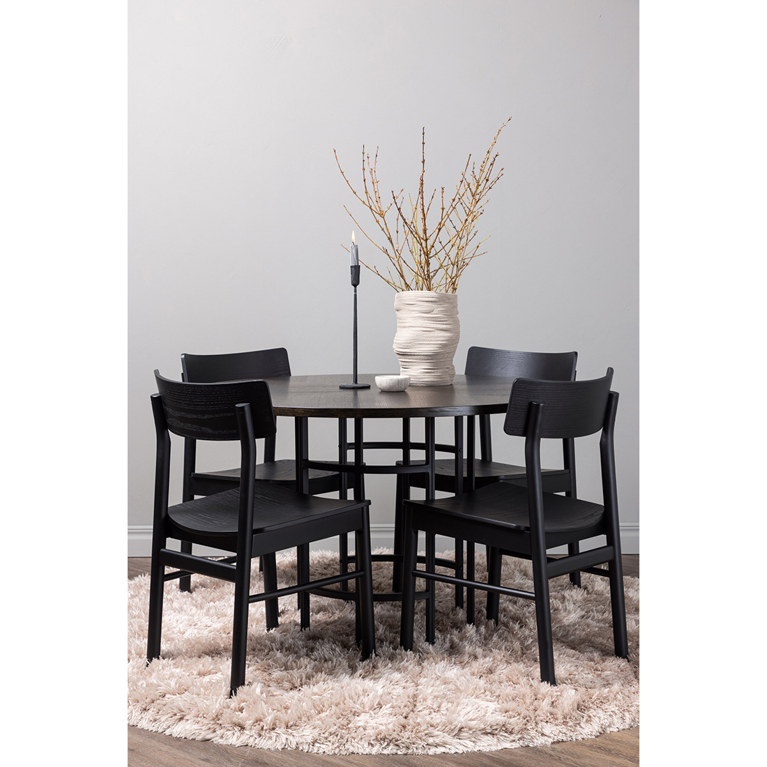 Spisegruppe Venture Home Copenhagen med 4st Montros Spisestoler