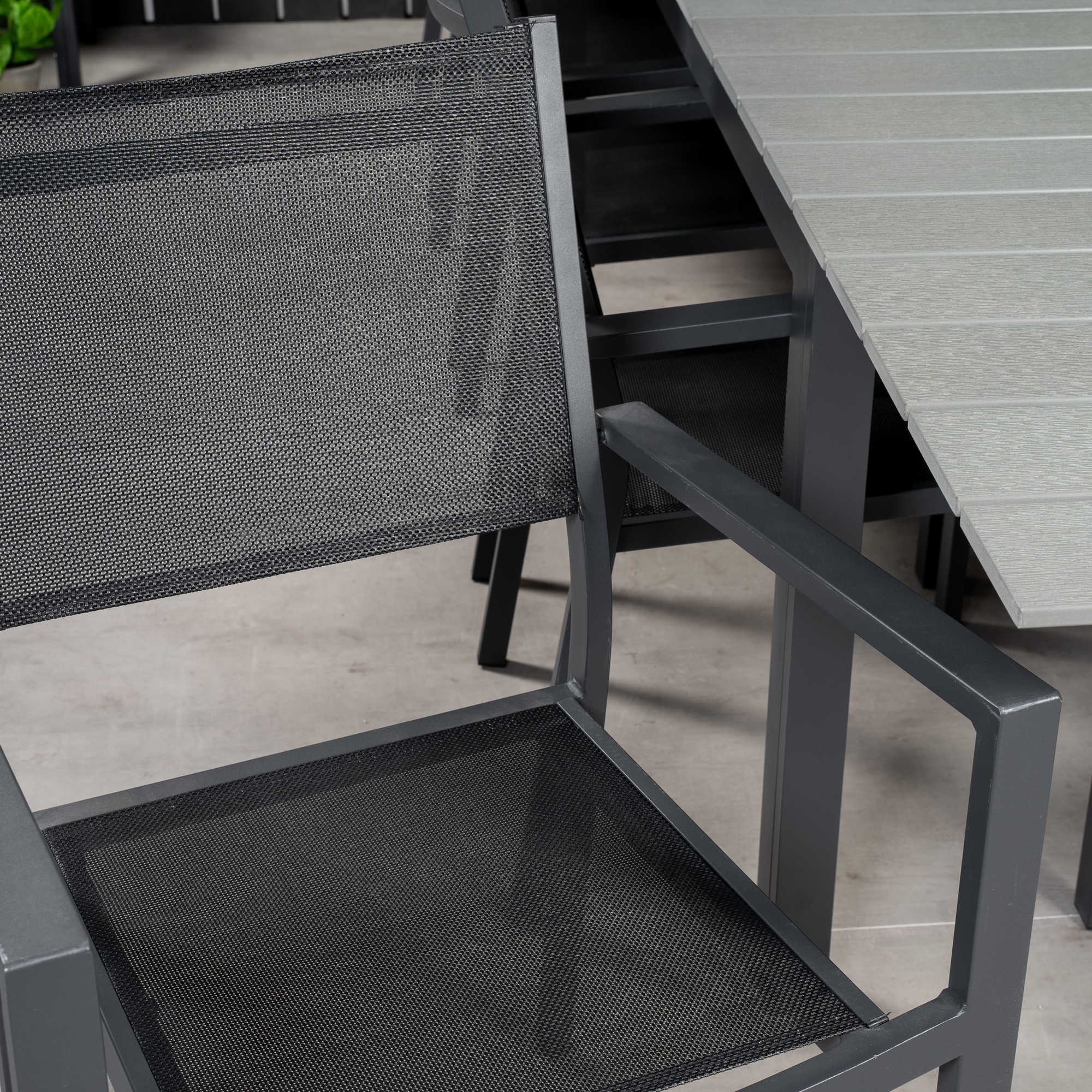 Spisegruppe Venture Home Lova 224/324 med 10 Copacabana Lenestoler