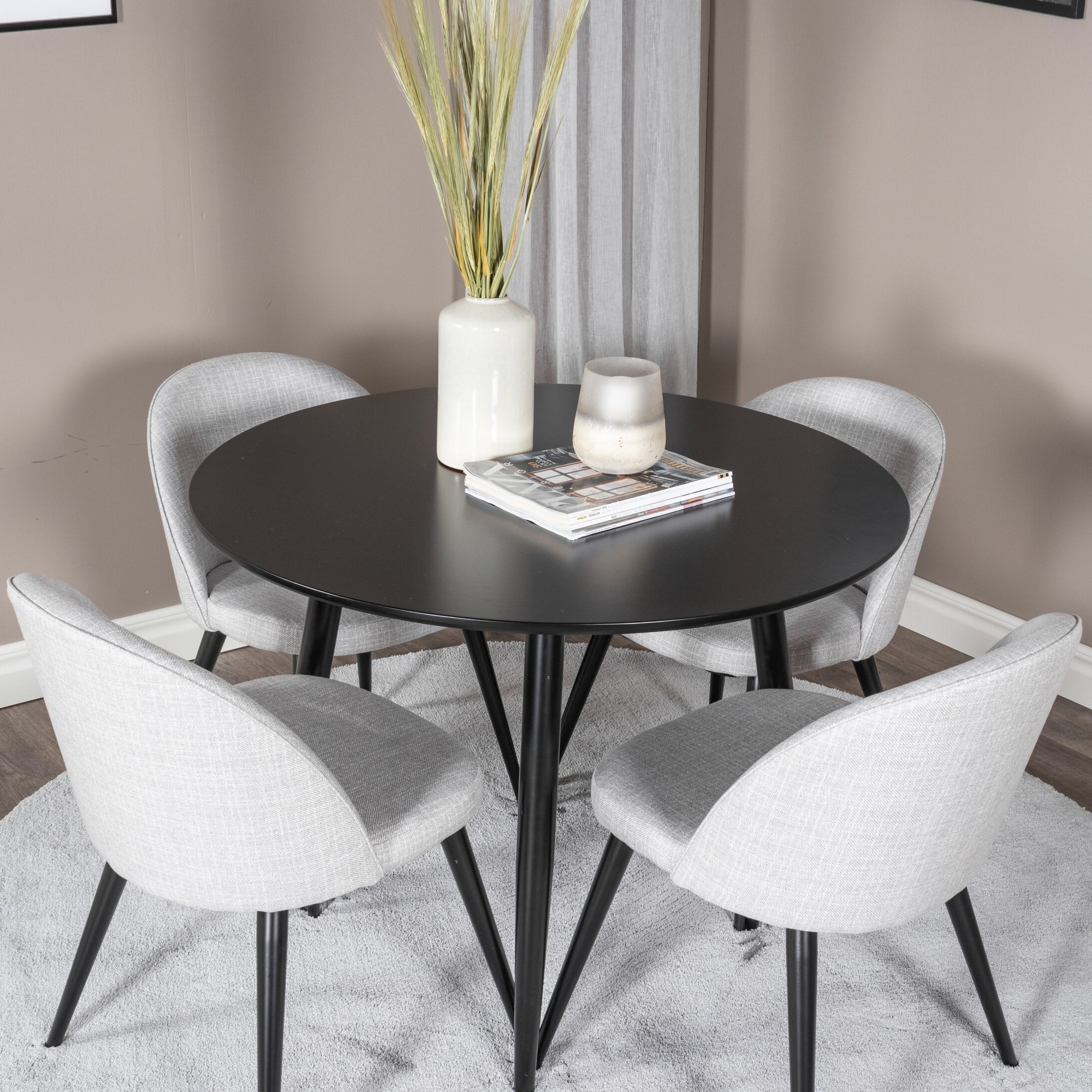 Spisegruppe Venture Home Plaza med 4stk Velvet Stoler