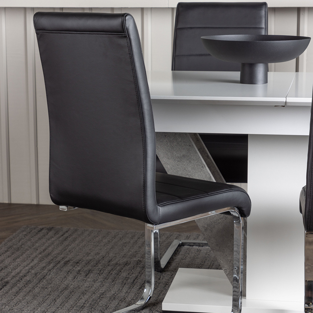 Spisegruppe Venture Home Disa med 4 Tempo Stoler