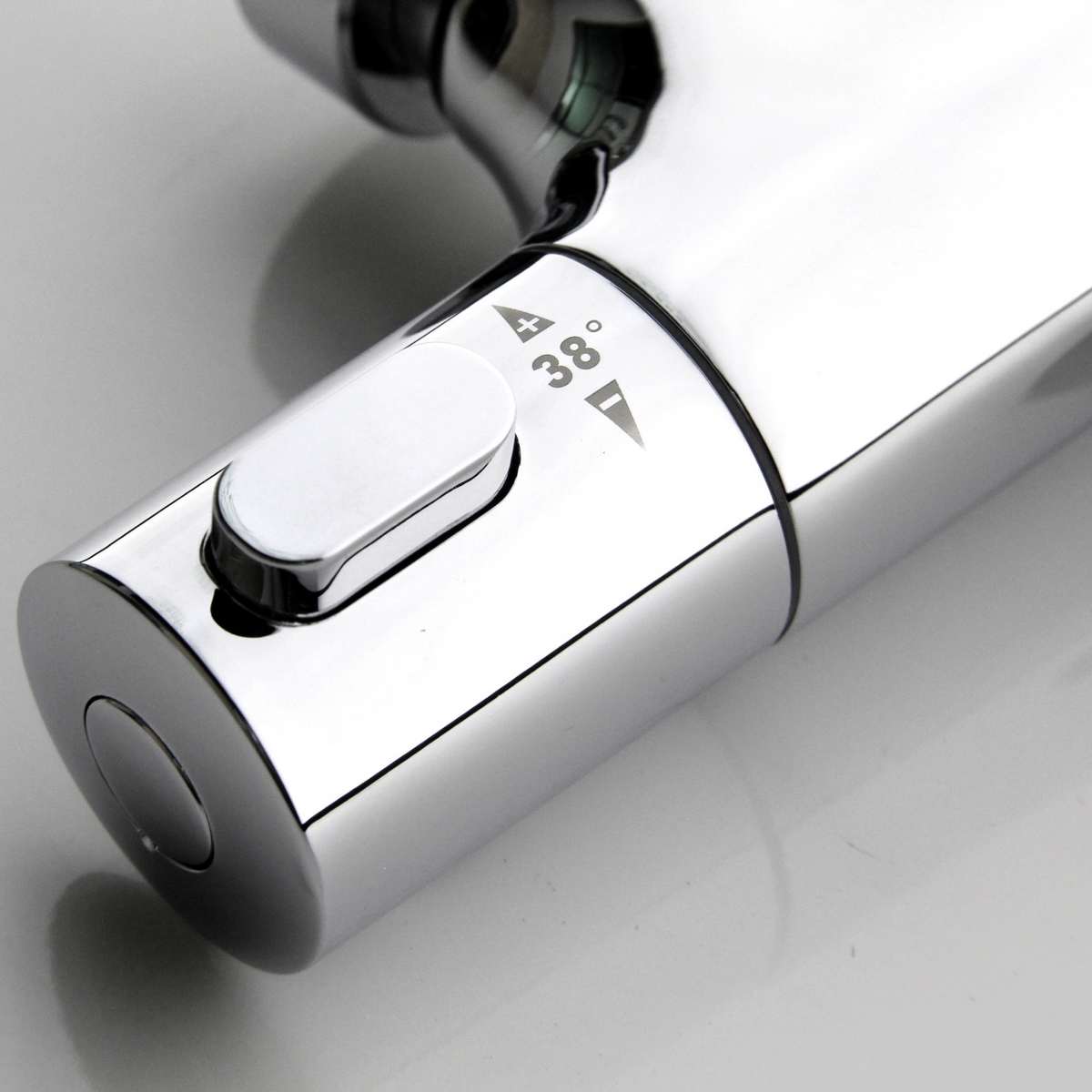 Dusjsett Bathlife Pärla/Dagg med Badekarbatteri
