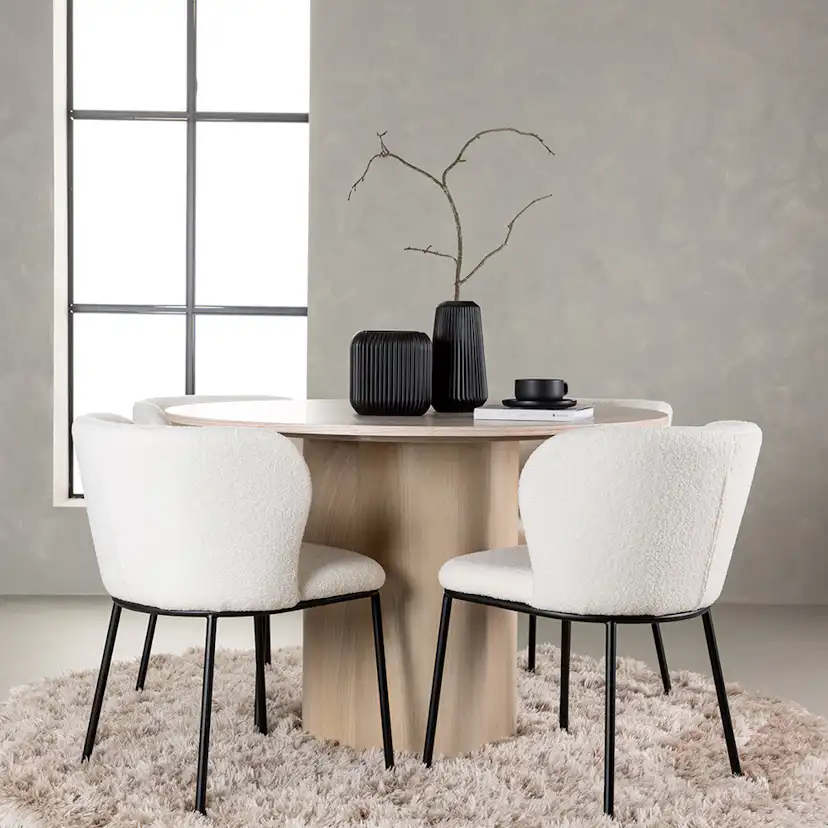 Spisegruppe Venture Home Olivia Ø110 cm med 4 stk Edina Stoler