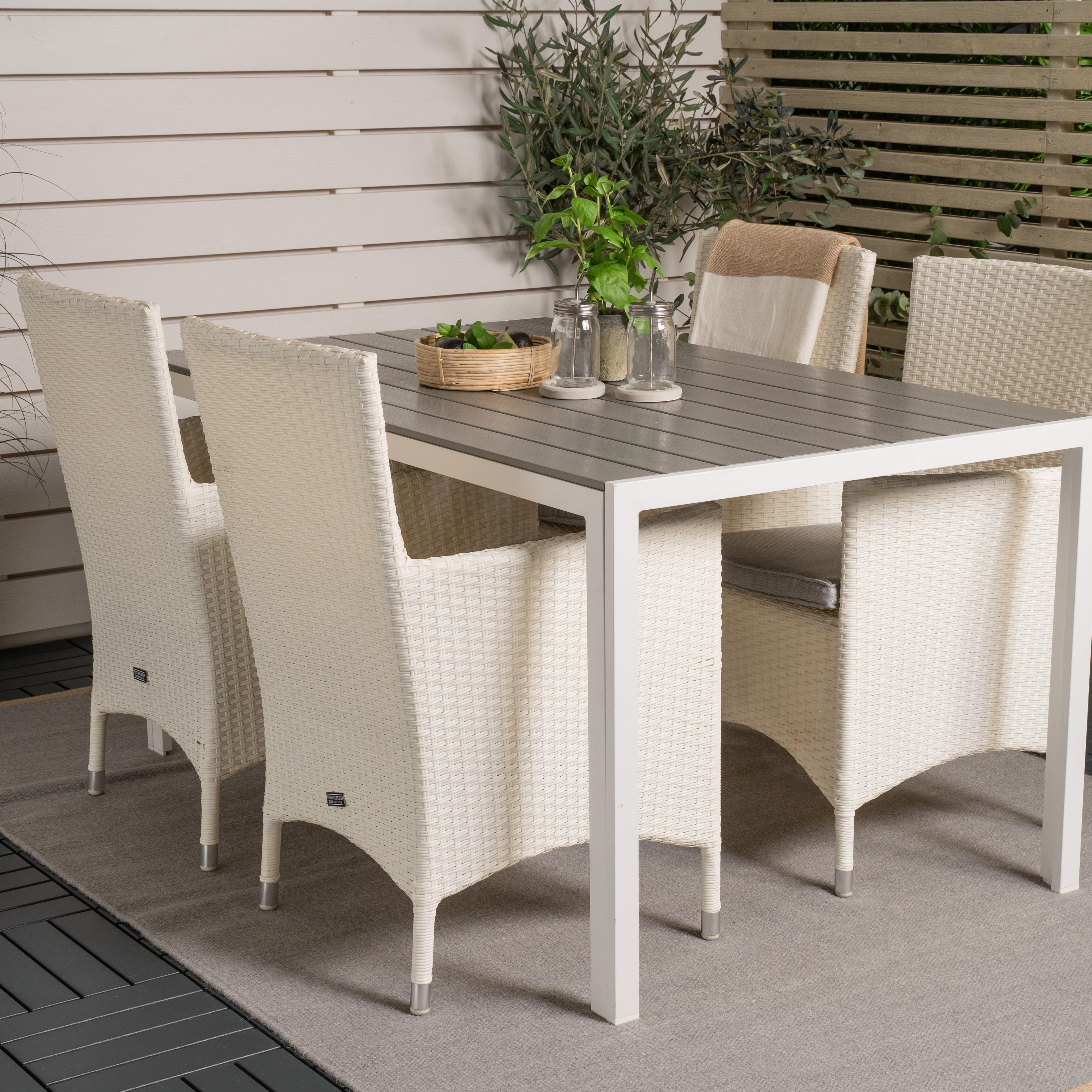 Spisegruppe Venture Home Bront 150 med 4 Milwa Stoler