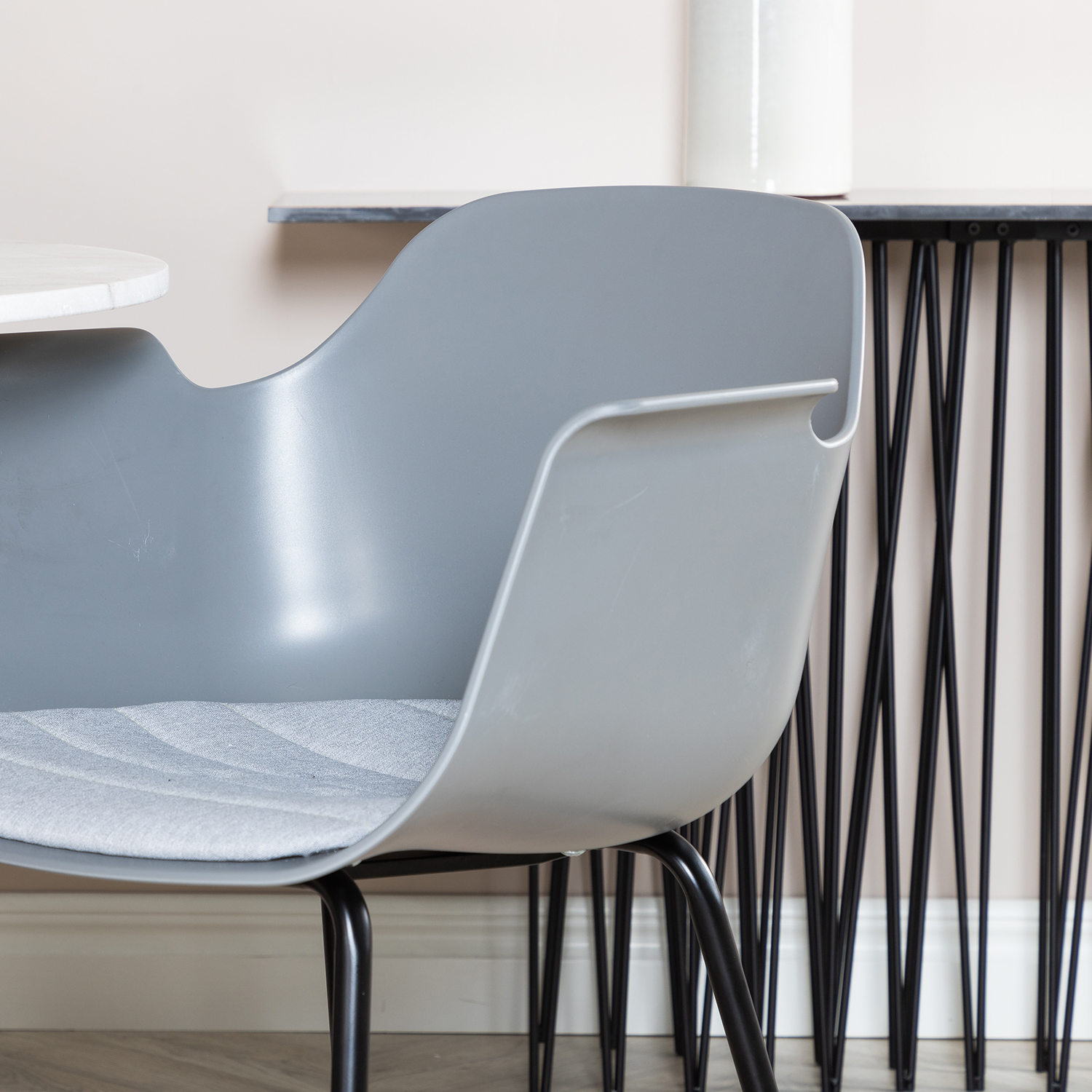 Spisegruppe Venture Home Estelle med 4 Colombine Stoler