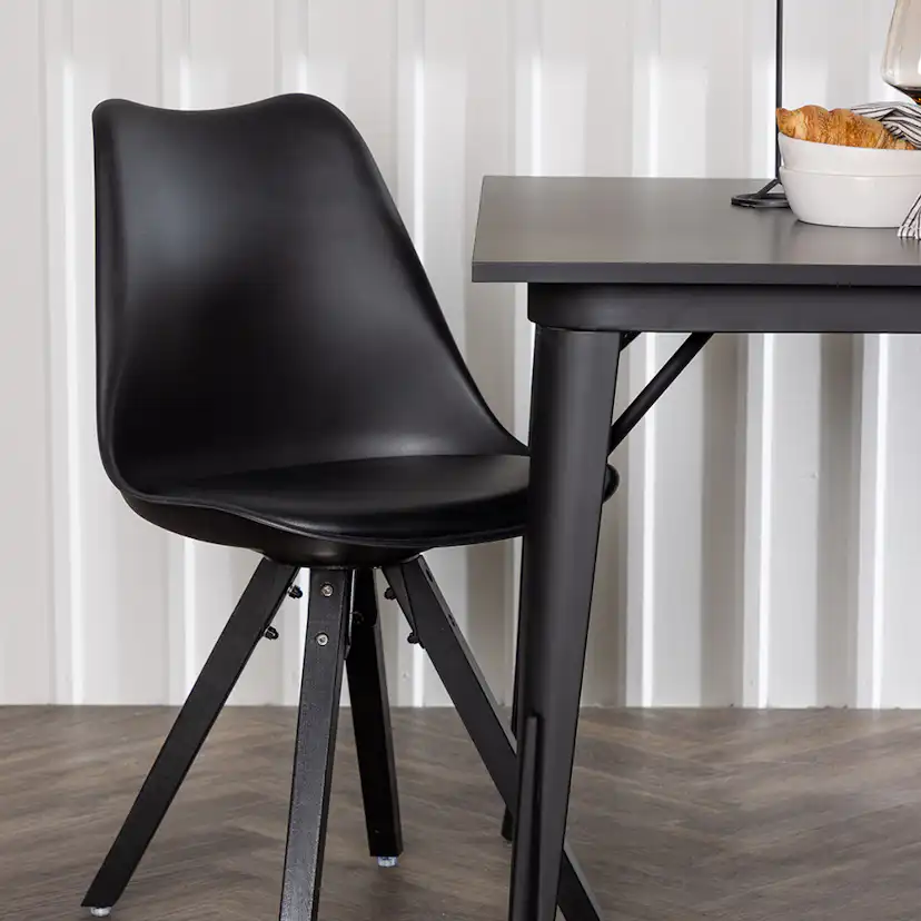 Spisegruppe Venture Home Tempe med 2 stk Zeno Stoler