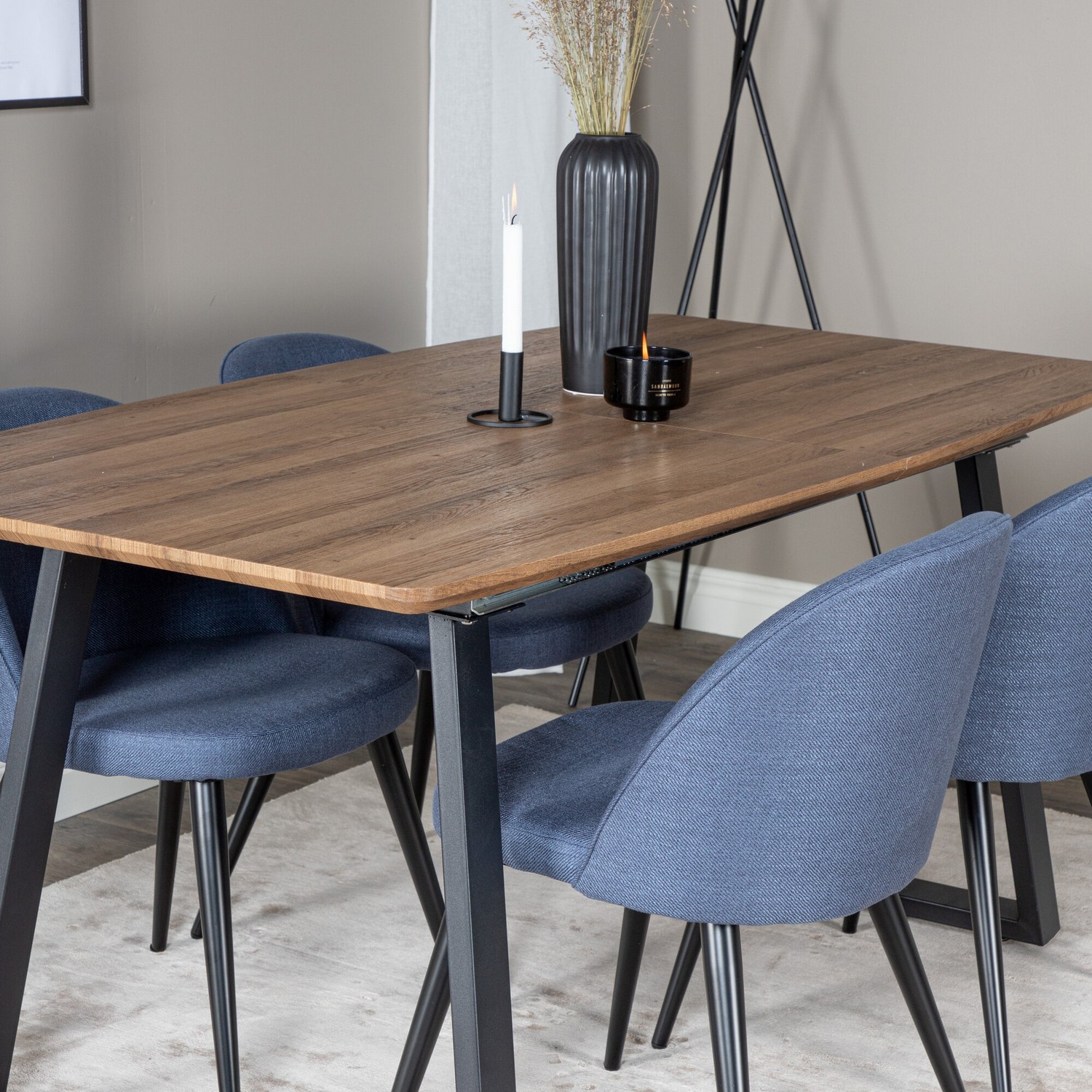 Spisegruppe Venture Home Ina med 4 Valentina Stoler Polyester
