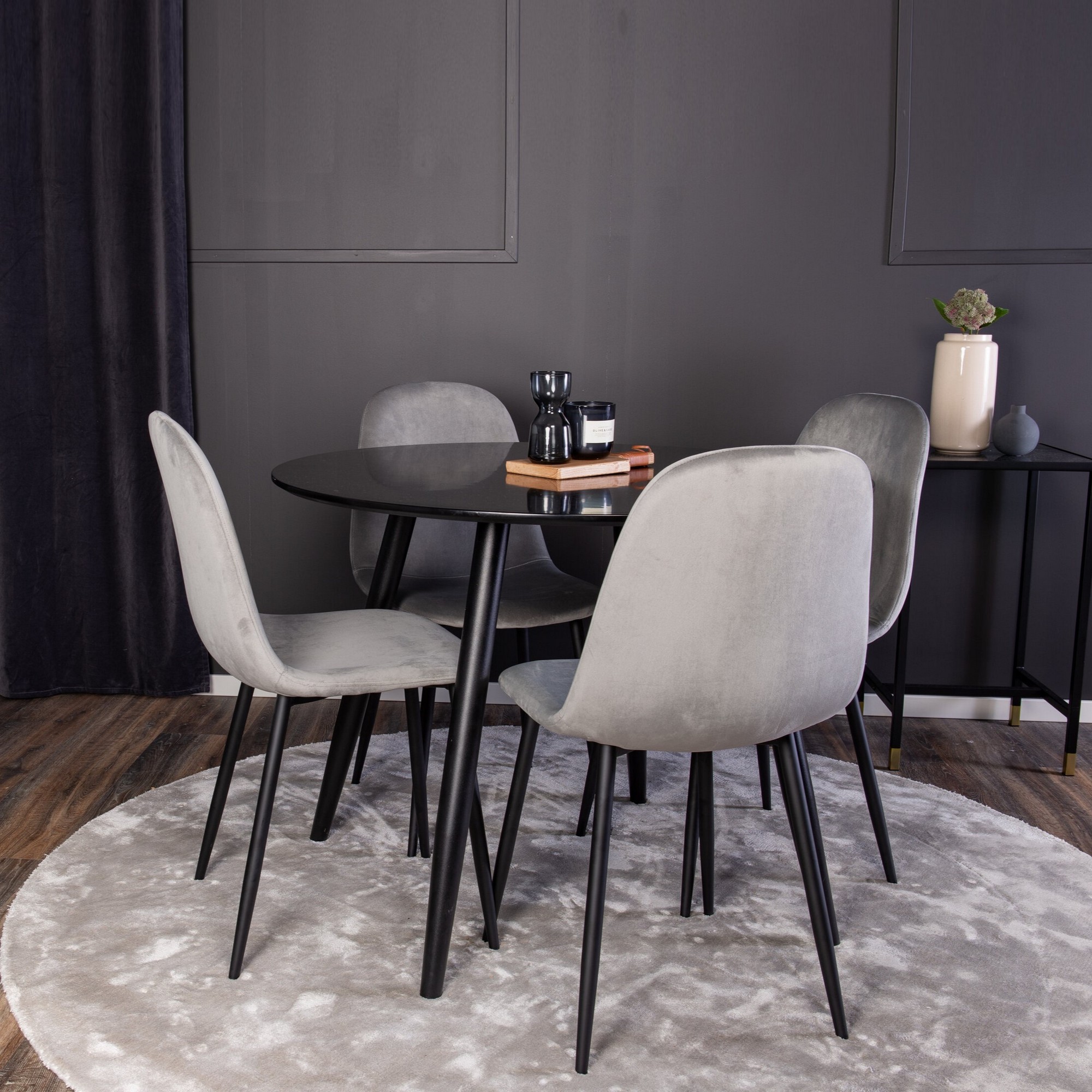 Spisegruppe Venture Home Plaza med 4stk Polar Stoler