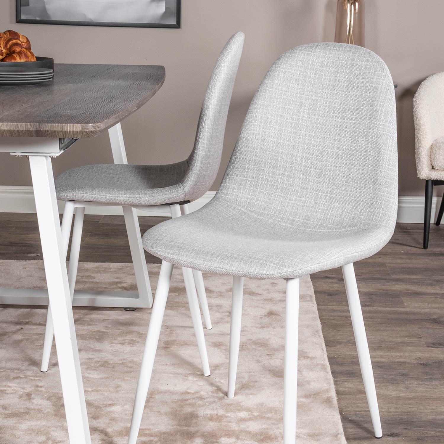 Spisegruppe Venture Home Ina med 4 Pobbie Stoler Polyester