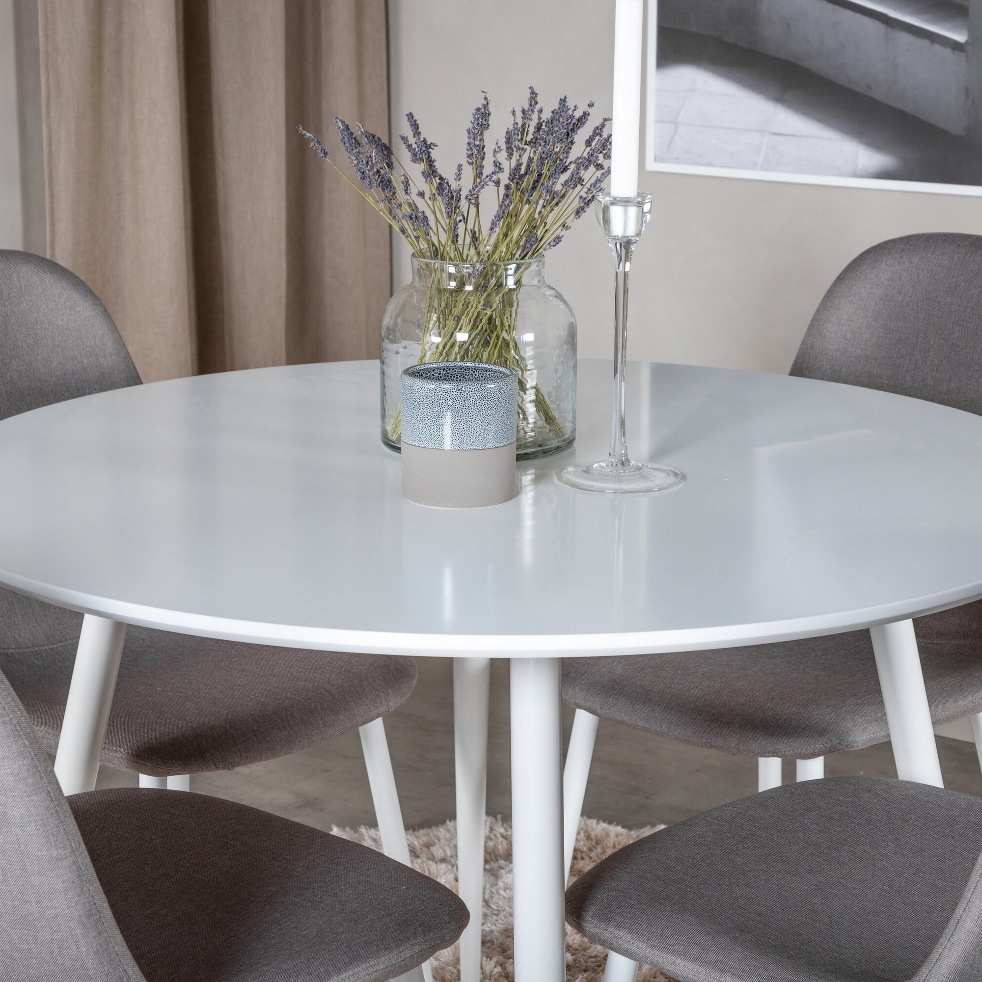 Spisegruppe Venture Home Plaza med 4stk Polar Stoler