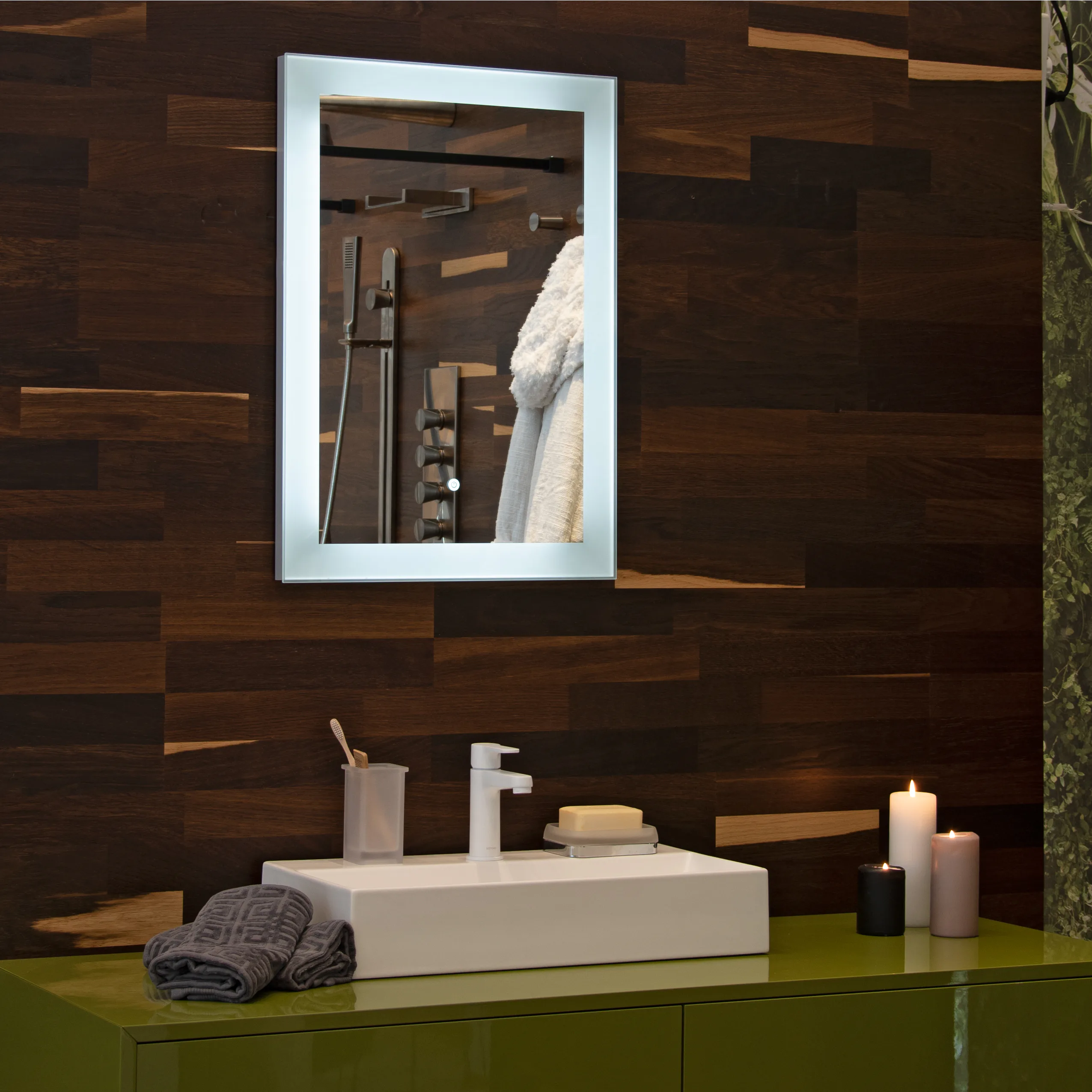 Speil LH Modern med LED Belysning